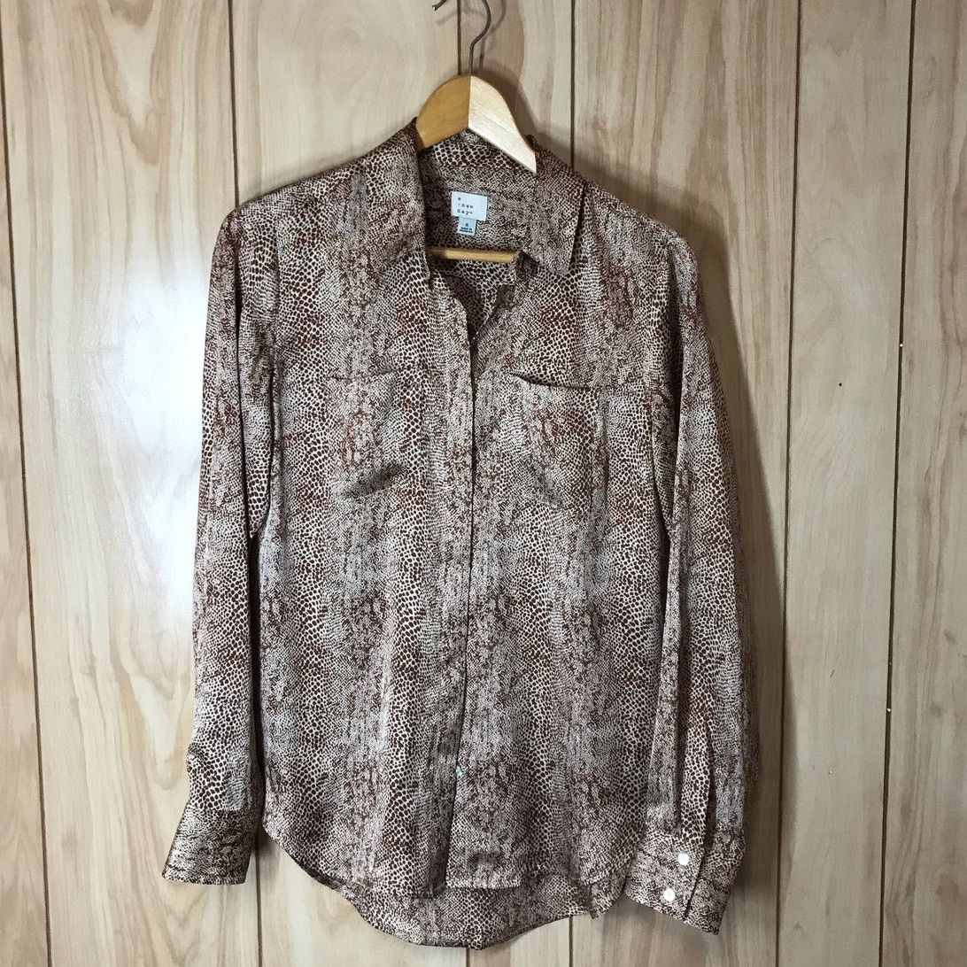 Other A New Day Brown Animal Print Collared Long Sleeve Top S Size S / US 4 / IT 40 - 1 Thumbnail