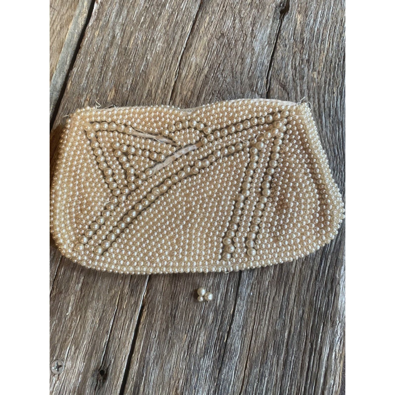 Vintage VINTAGE Sarne California Pearl Handbeaded Zip Clutch Handbag Japan Clutch Ivory Art Deco Beaded 1940s Formal Women's/Girls? Size ONE SIZE - 2 Thumbnail