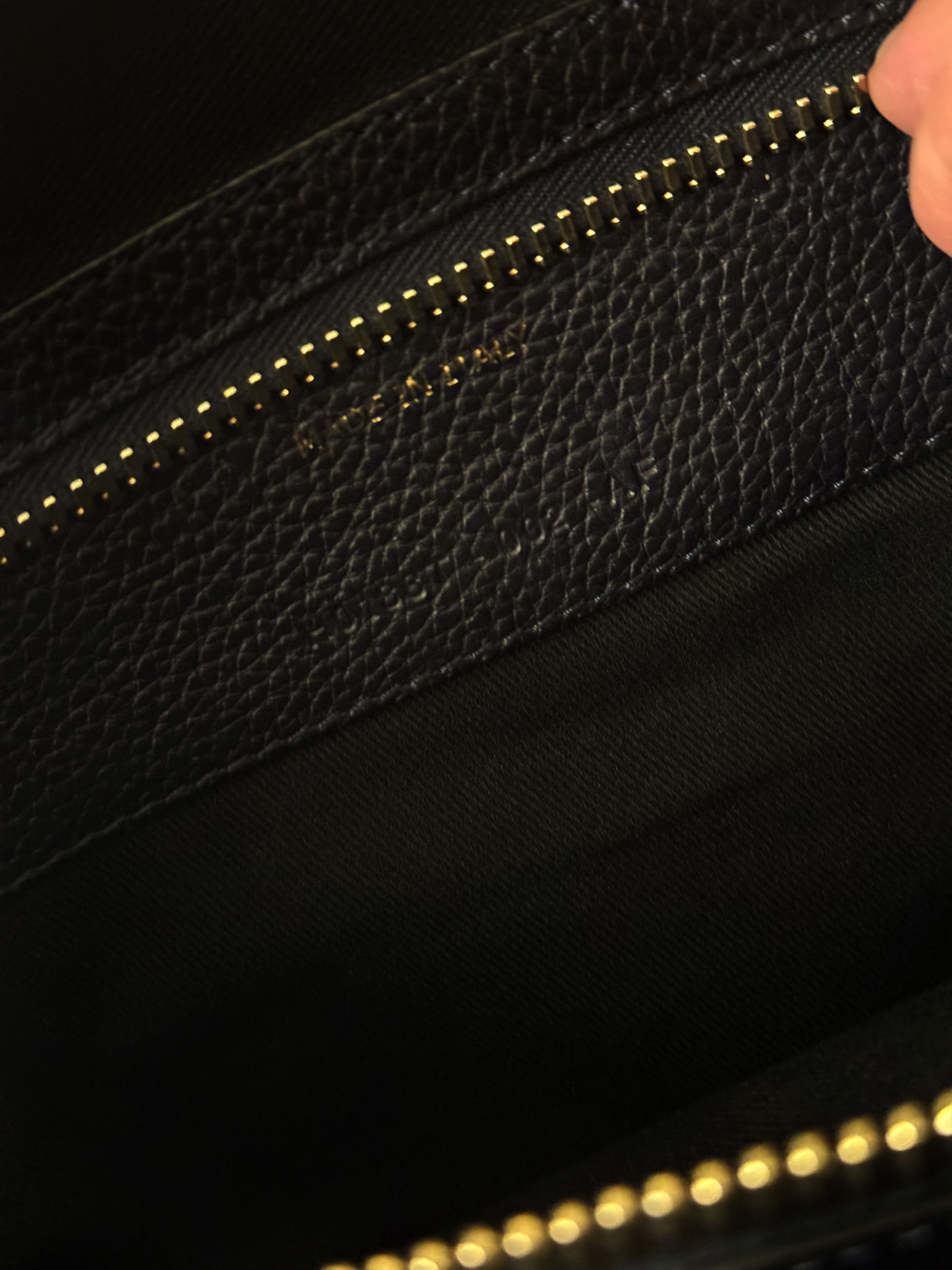 Coveted $4,350 w/tax Signature Buckley Leather Briefcase