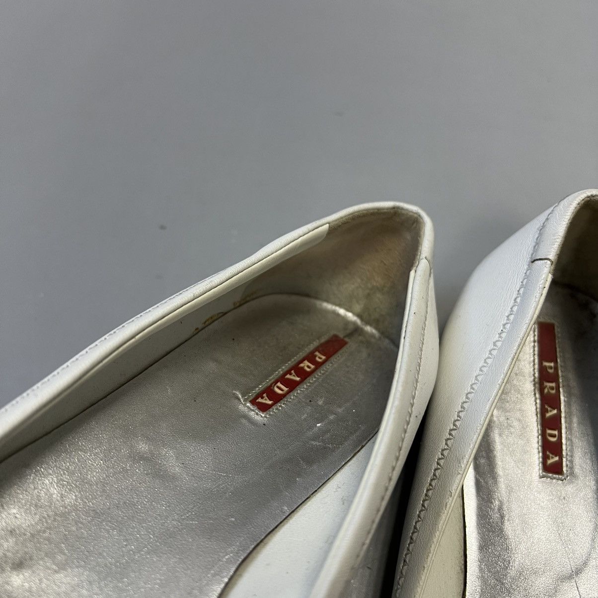 Prada Prada White Leather Bow Ballet Flats Vintage Size US 7 / IT 37 - 2 Thumbnail