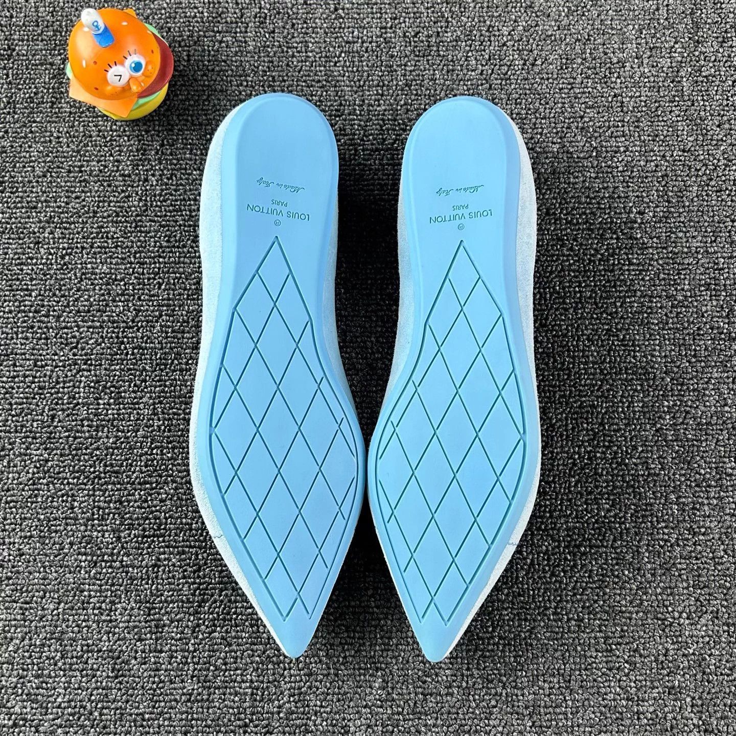 Louis Vuitton Louis Vuitton blue flats 37.5 Worn 2x Size US 6.5 / IT 36.5 - 6 Thumbnail