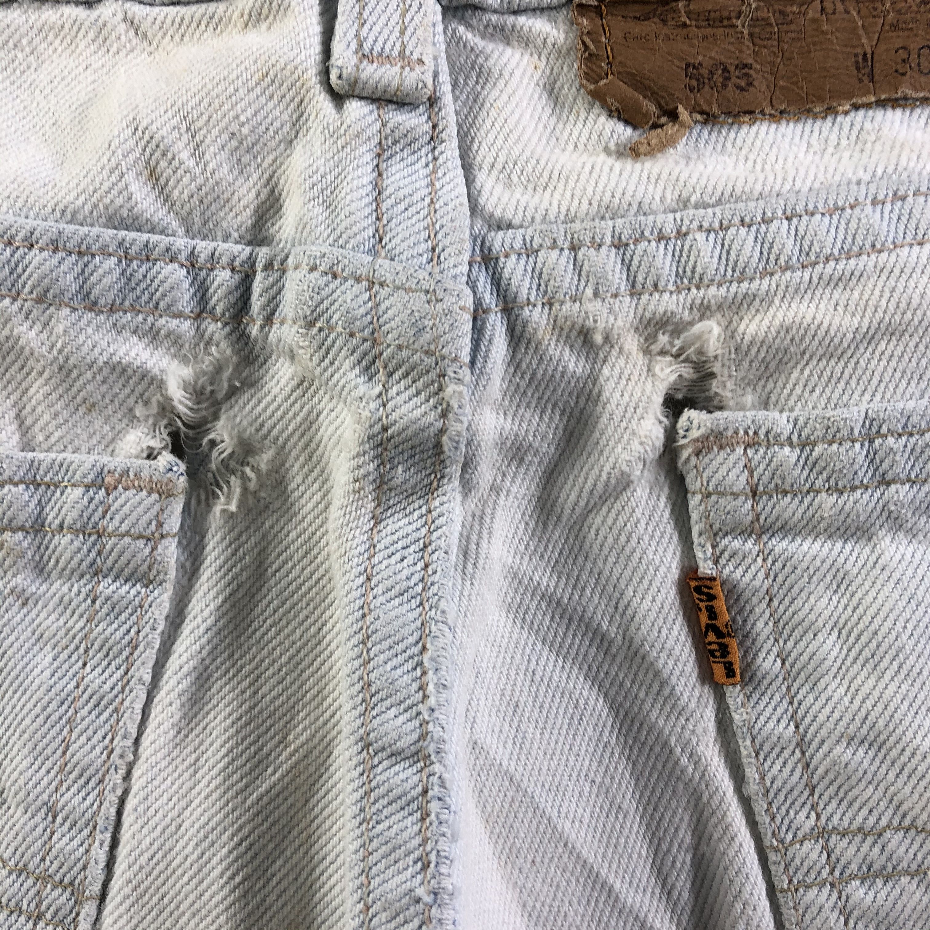 Levi's Vintage 80s Light Wash Levis 505 Jeans-J3235 Size US 29 - 9 Thumbnail