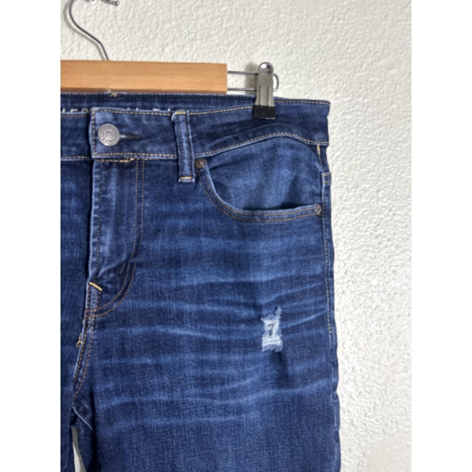 American Eagle Outfitters american eagle Next Level Airflex jeans Dark Wash Distressed Size 32x32 Skinny Size US 32 / EU 48 - 4 Thumbnail