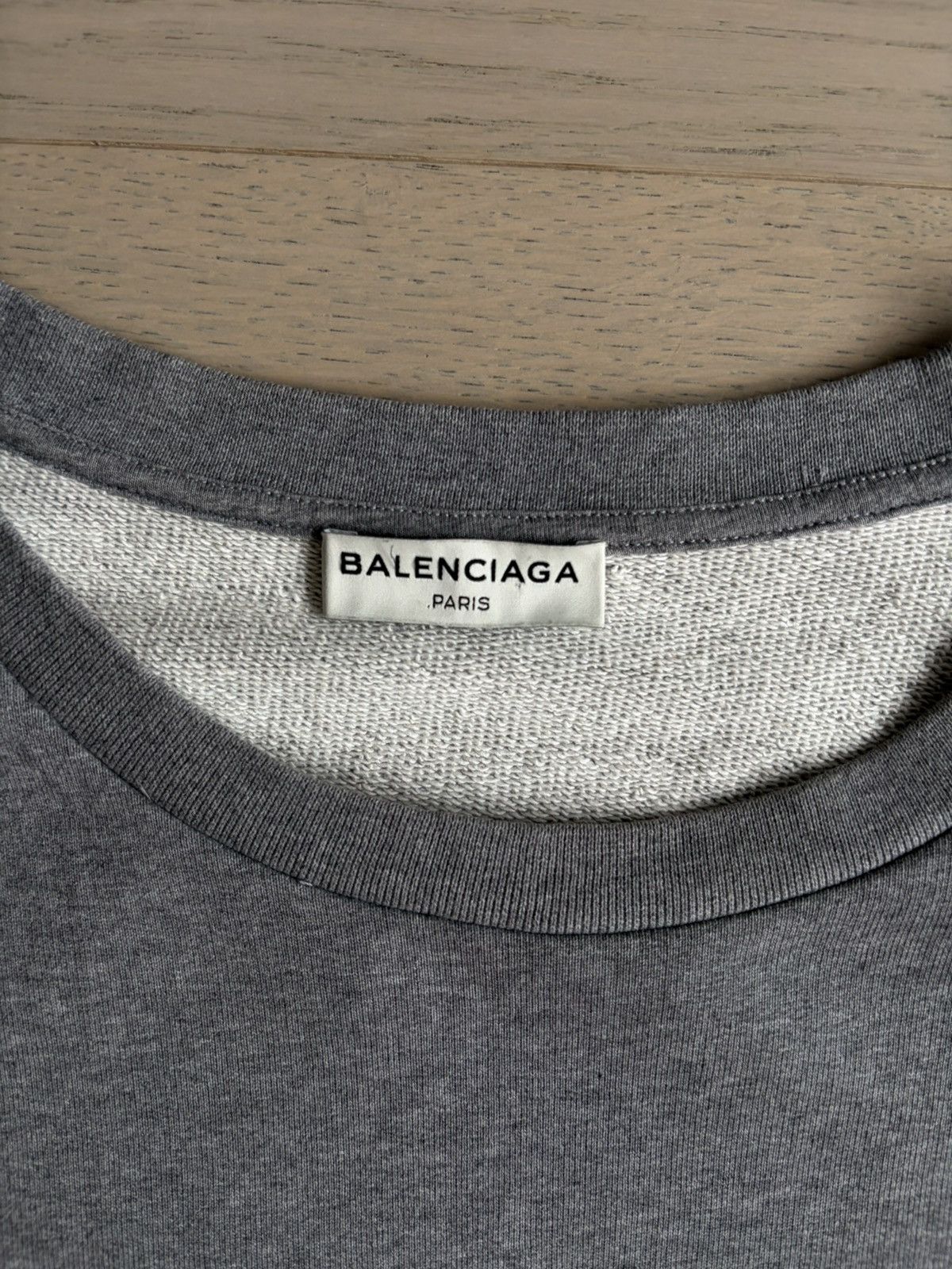 Balenciaga Balenciaga George V Grey Crewneck Sweater Size US XL / EU 56 / 4 - 4 Thumbnail