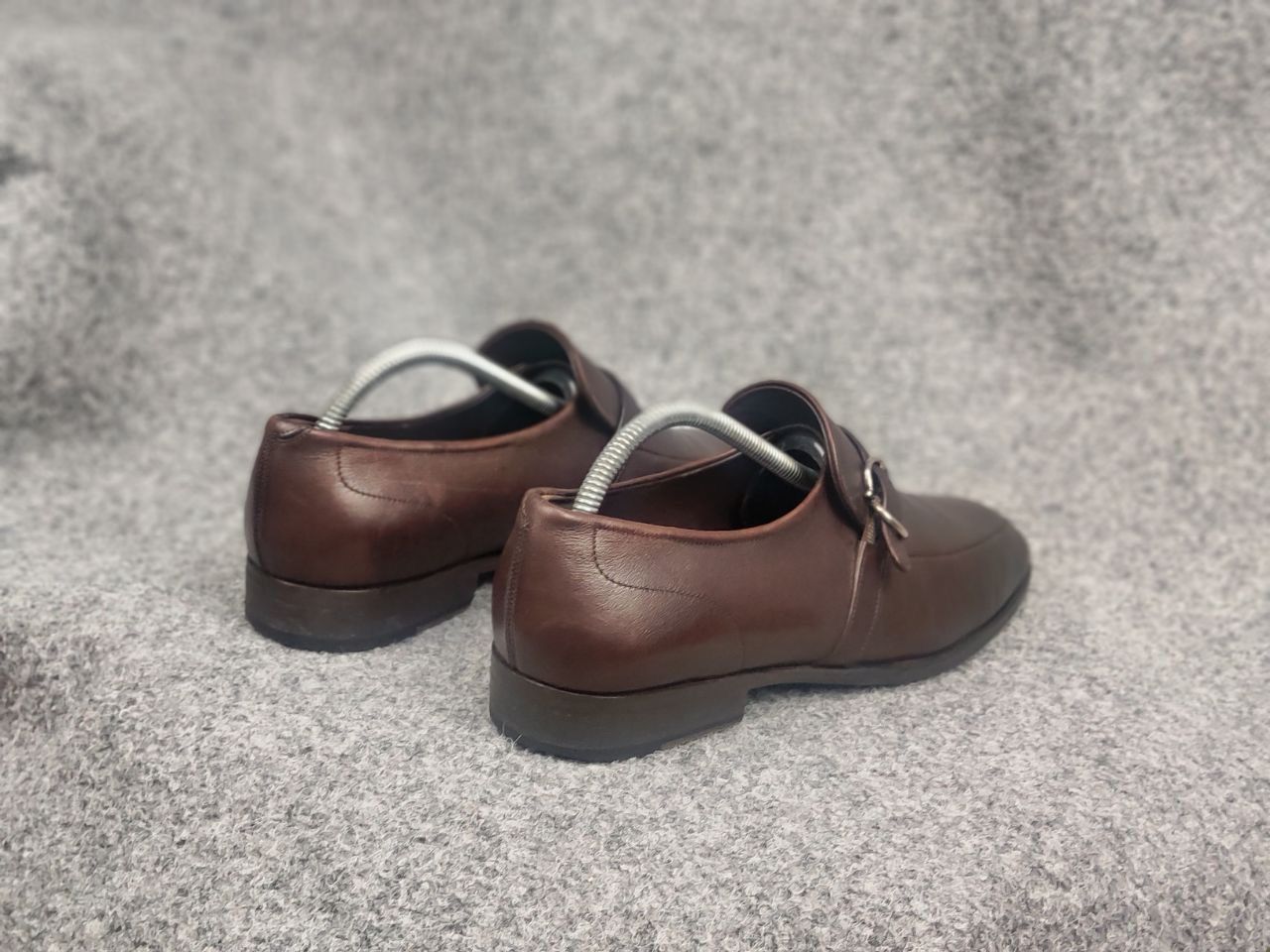Salvatore Ferragamo Salvatore Ferragamo Terence Apron Toe Loafer Logo Shoes Size US 9 / EU 42 - 11 Thumbnail