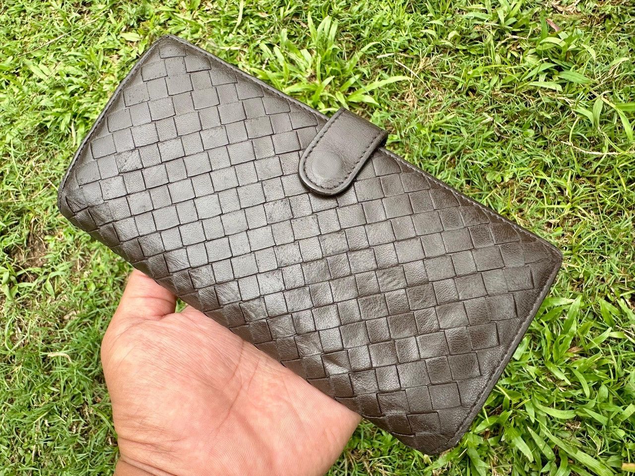 Bottega Veneta Authentic Bottega Veneta Intrecciato Leather Long Wallet Size ONE SIZE - 1 Thumbnail