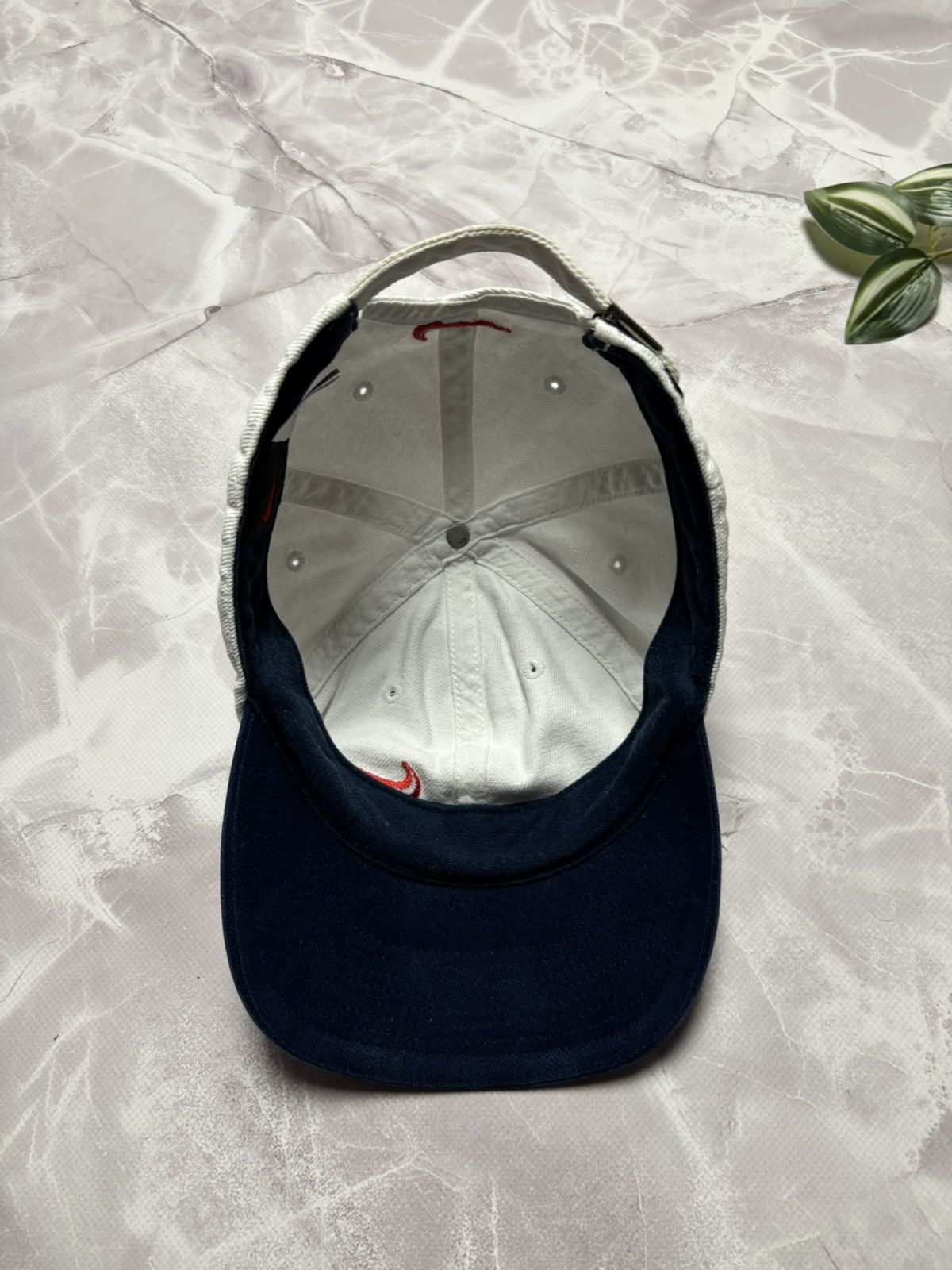 Nike Nike Air Vintage Cap Hat Swoosh 90s One Size Strapback Size ONE SIZE - 10 Thumbnail