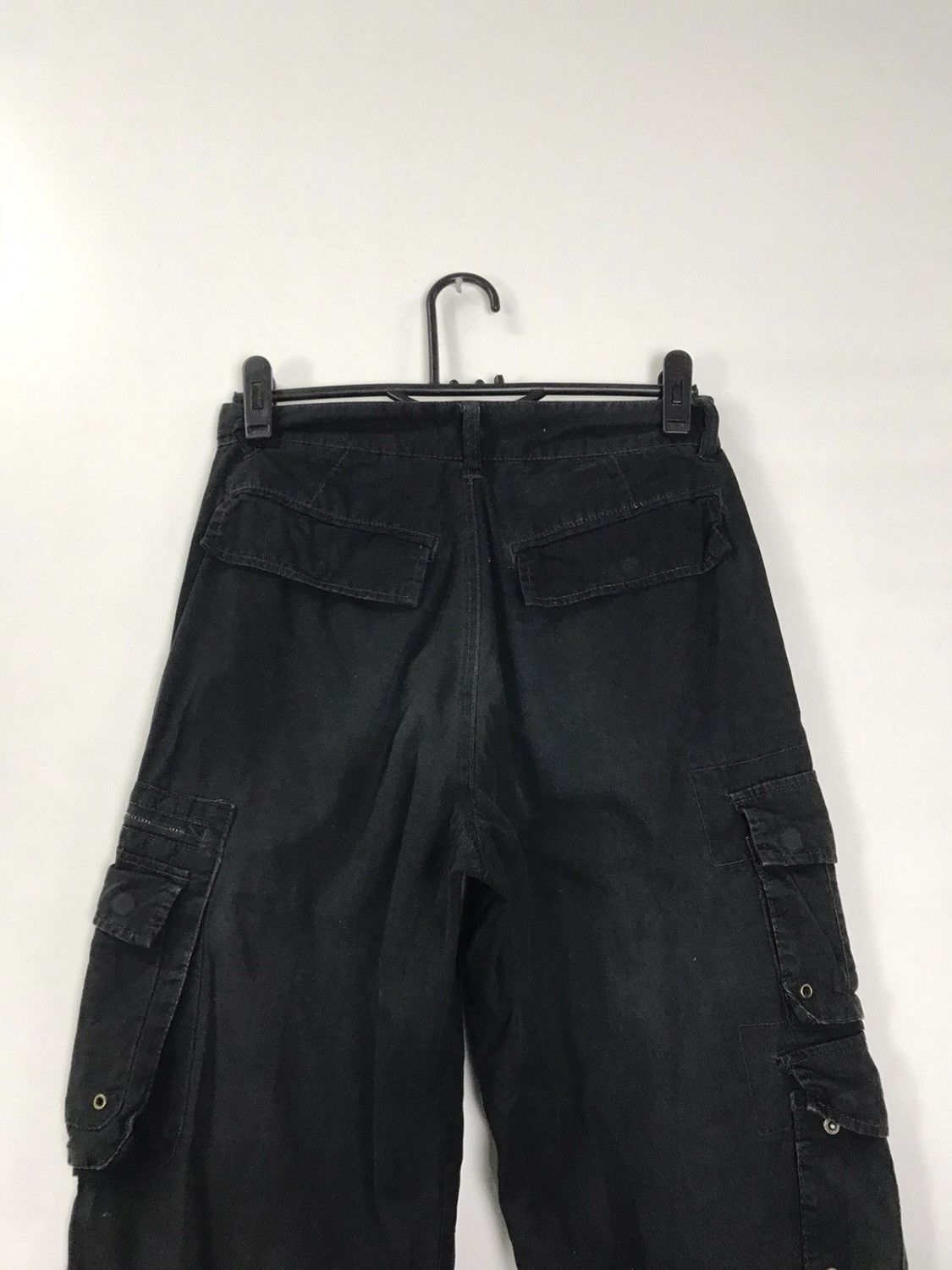Japanese Brand × Vintage Vintage Japanese Faded Black Cotton Cargo Pants 28x29 Size US 28 / EU 44 - 11 Thumbnail