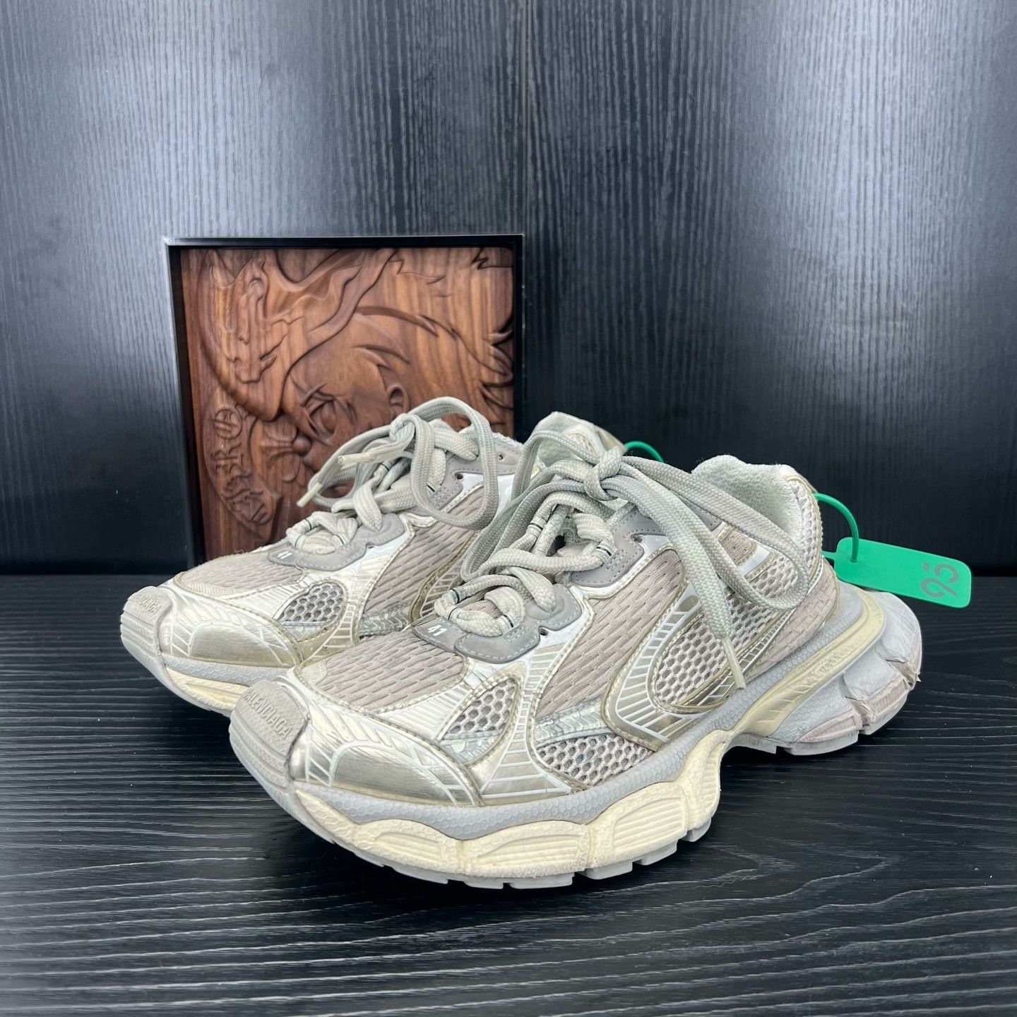 Balenciaga Balenciaga Beige Lowtop Sneakers XXXL Men Size US 10 / EU 43 - 1 Thumbnail