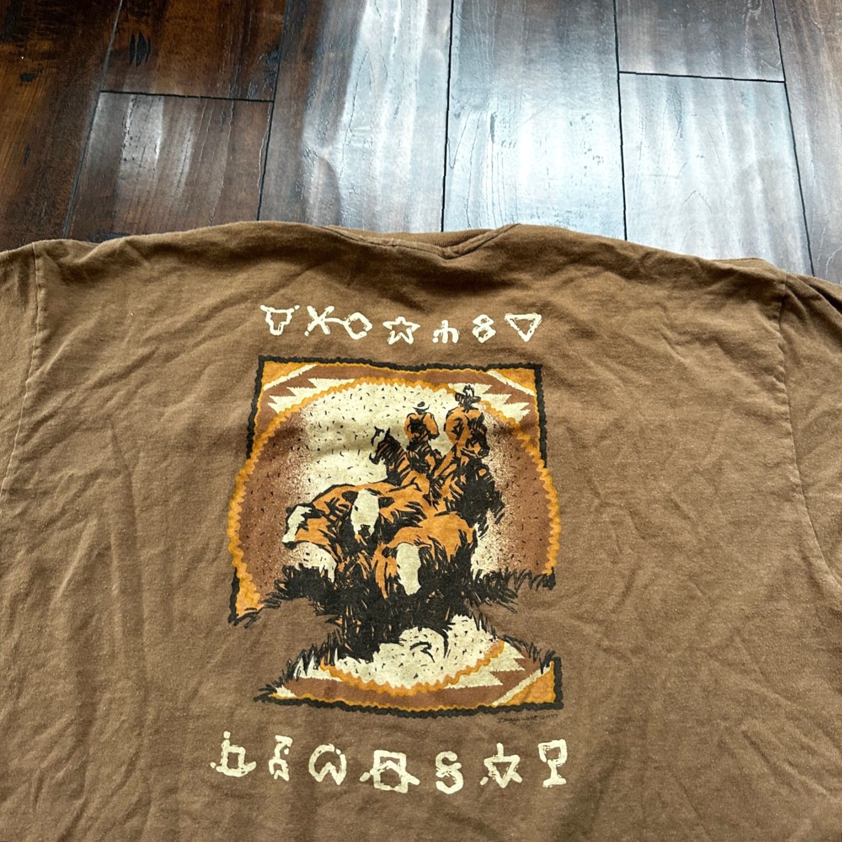Anvil VINTAGE Anvil Men's T-Shirt 2XL Crew Neck Short Sleeve Brown Dog Boot Hill Dodge City Kansas 70s 80s 90s Country Size US XXL / EU 58 / 5 - 6 Thumbnail