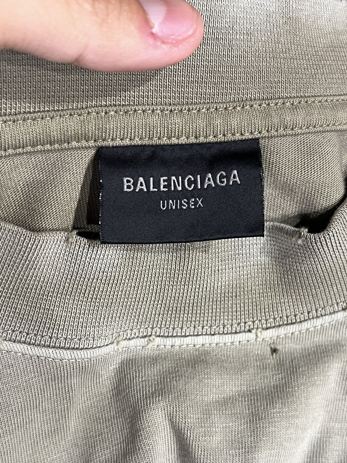 Balenciaga Balenciaga Tape Shirt Crewneck Size US XS / EU 42 / 0 - 8 Thumbnail