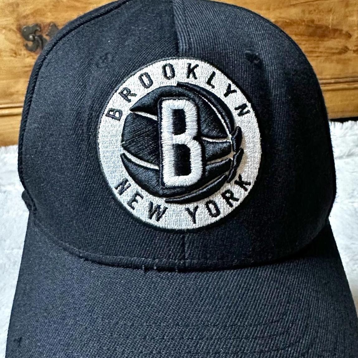 Mitchell & Ness Mitchell & Ness Brooklyn Nets Black Snapback Cap Unisex OS Size ONE SIZE - 3 Thumbnail