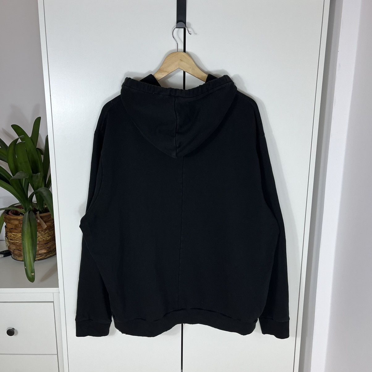 Allsaints Allsaints Big Central Logo Distressed Black Hoodie Y2K Size US L / EU 52-54 / 3 - 10 Thumbnail