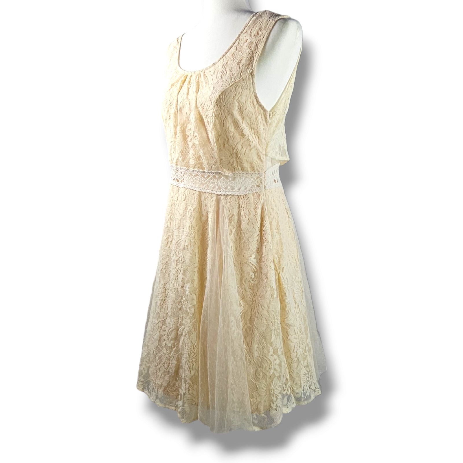 Other EUC Altar'd State Mixed Lace A-Line Dress Sz. L Champagne Size L / US 10 / IT 46 - 3 Thumbnail