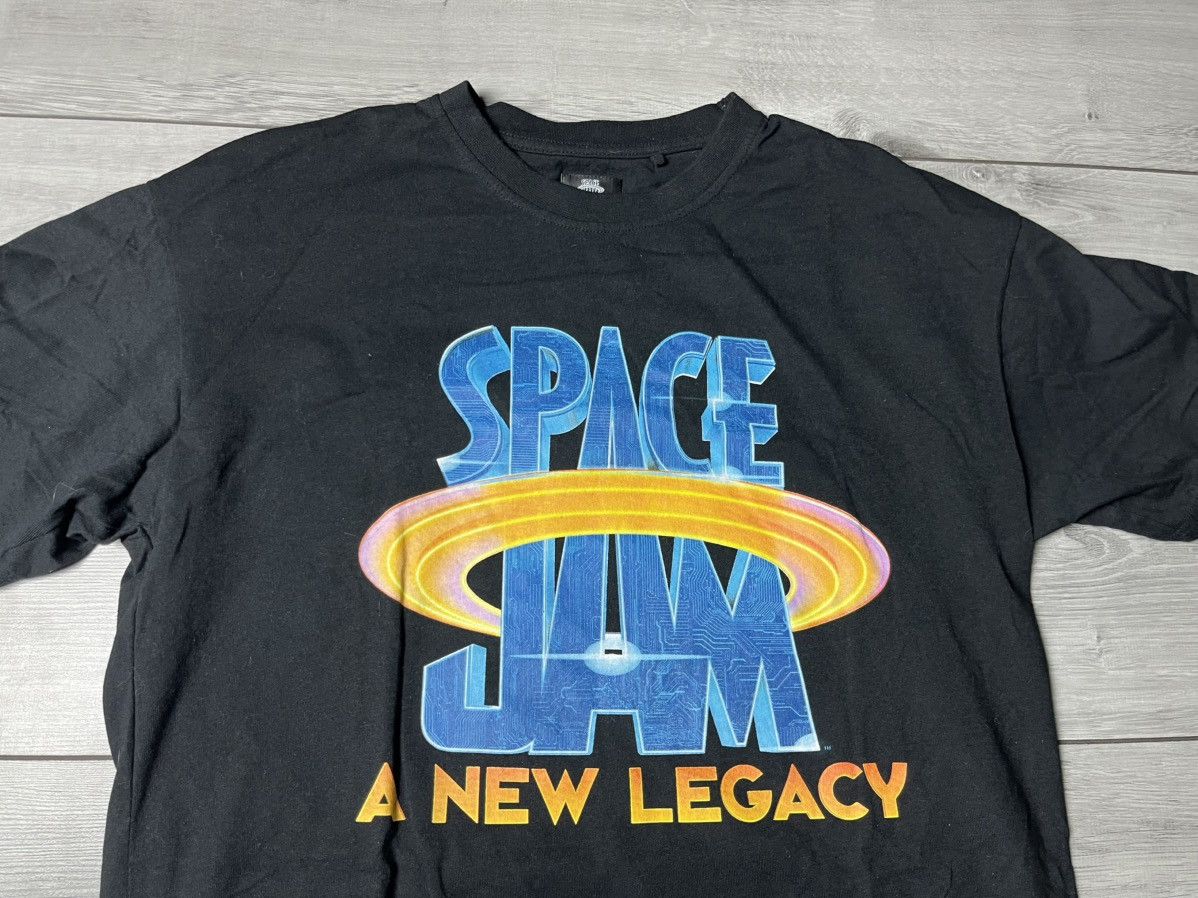 Warner Bros Space Jam A New Legacy Bucks Bunny T-shirt size L Size US L / EU 52-54 / 3 - 3 Thumbnail