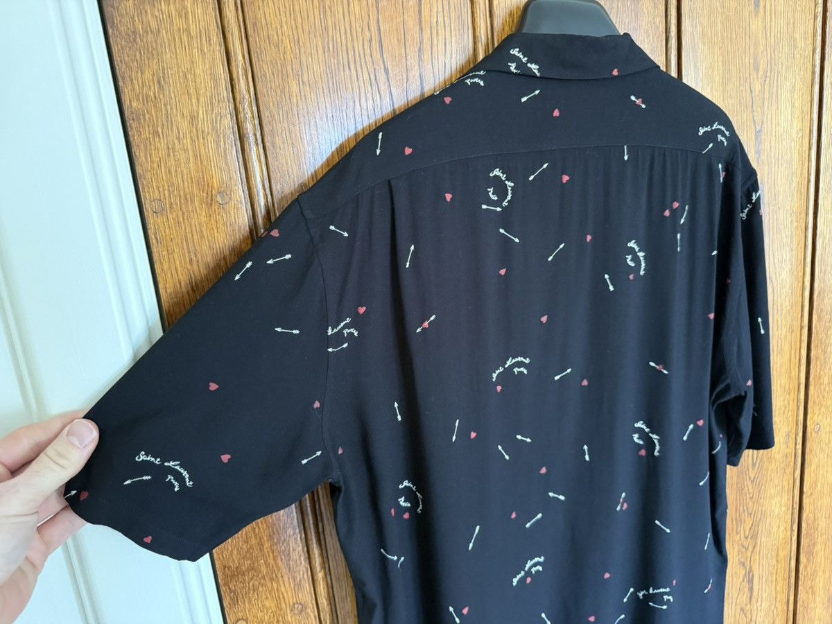 Saint Laurent Paris SS22 Saint Laurent short sleeve shirt heart arrow logo 41 Size US L / EU 52-54 / 3 - 15 Thumbnail