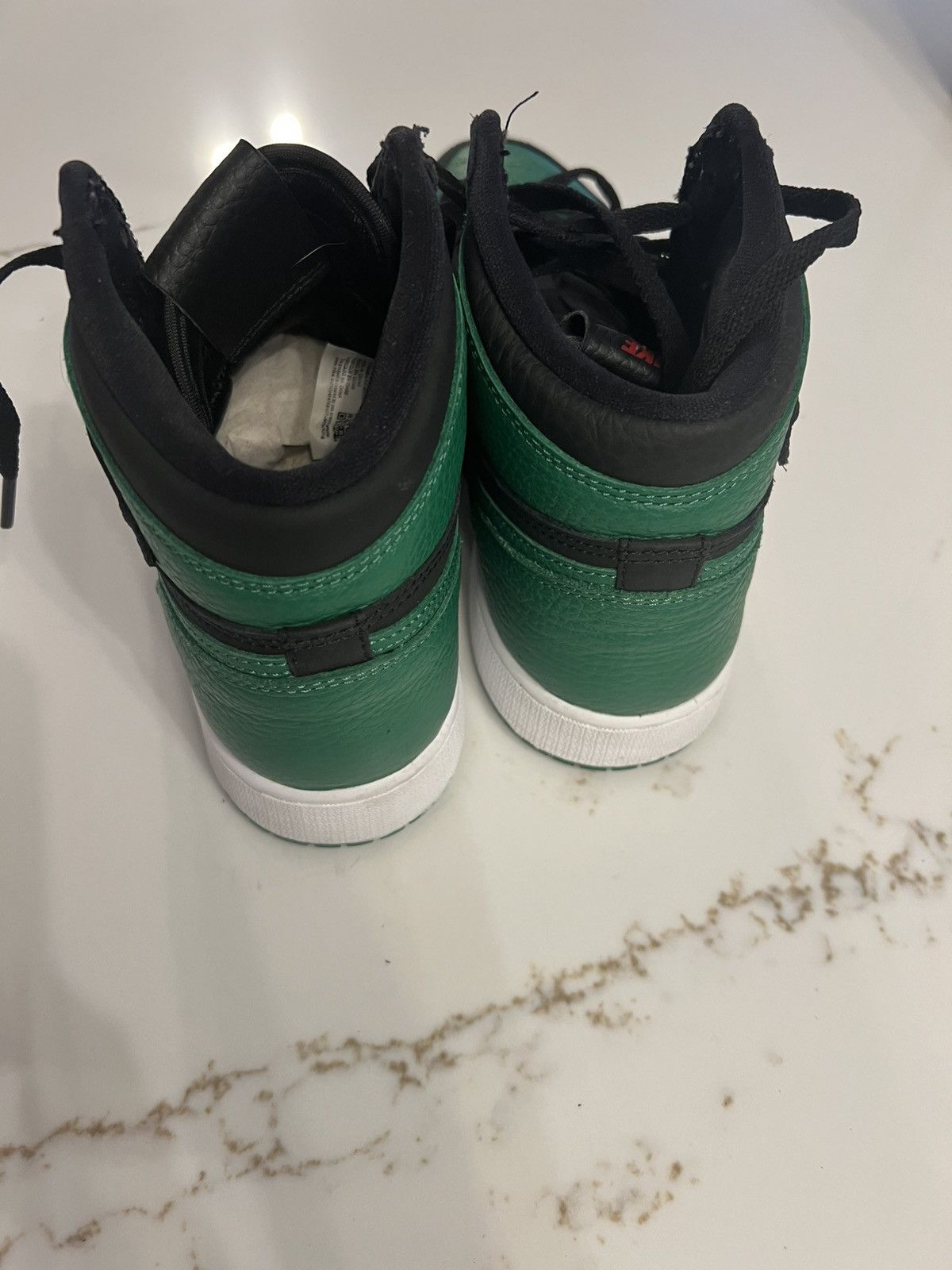 Nike Air Jordan 1 retro high OG ‘Pine Green 2.0’ Size US 6 / EU 39 - 4 Thumbnail