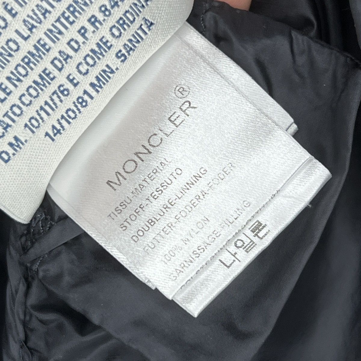 Designer × Moncler Moncler Puffer Down Vest Gilet Jacket Logo Black Retro Y2K Size M / US 6-8 / IT 42-44 - 9 Thumbnail