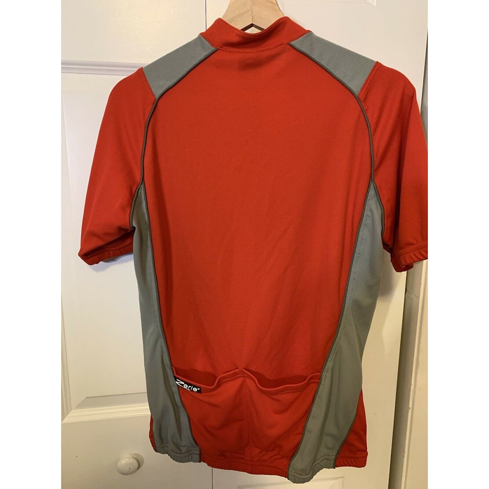 Other Zerie Cycling Jersey Bicycle SZ Large Red Gray Size US L / EU 52-54 / 3 - 7 Thumbnail