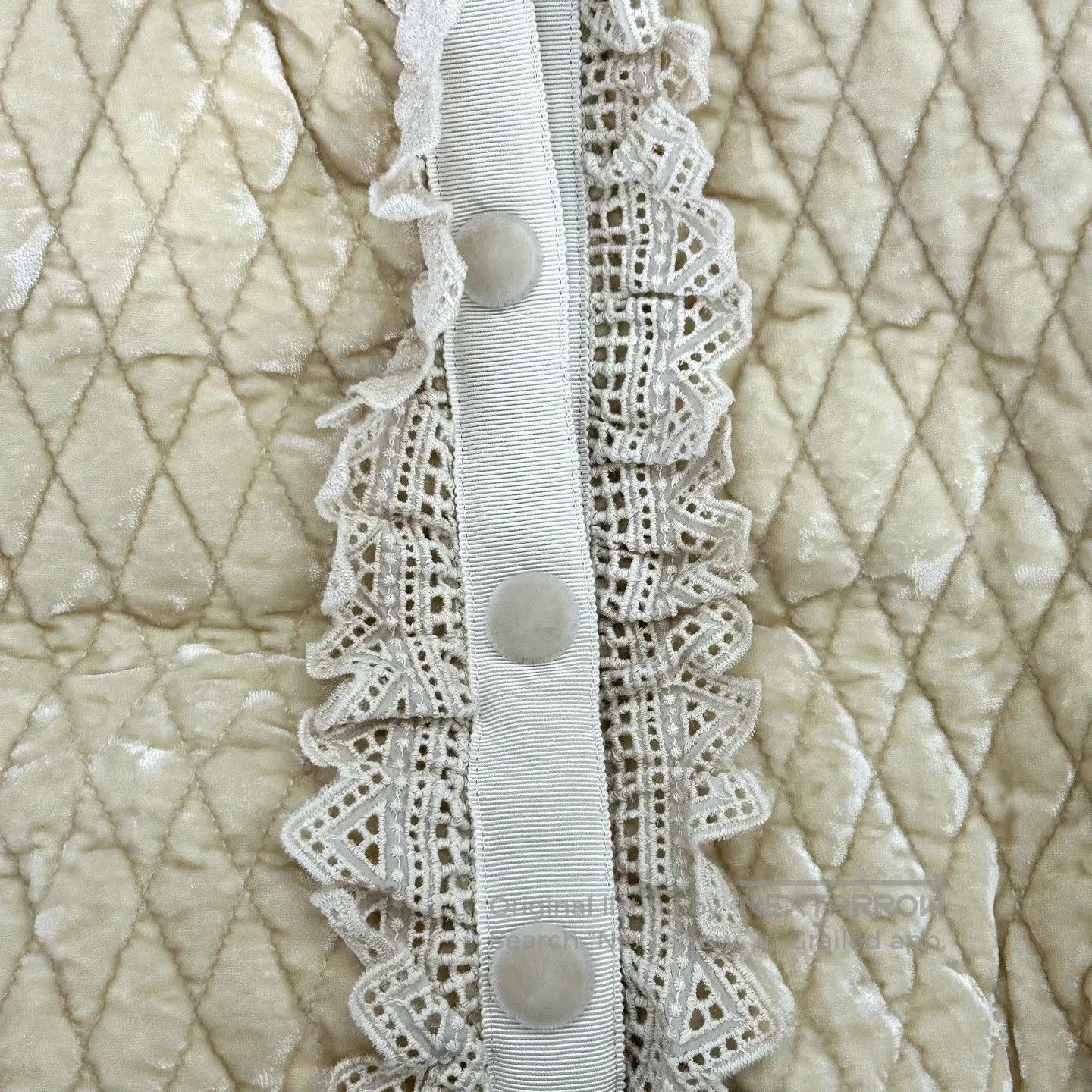 Moncler Moncler Cream Quilted Down Vest. Size S / US 4 / IT 40 - 7 Thumbnail