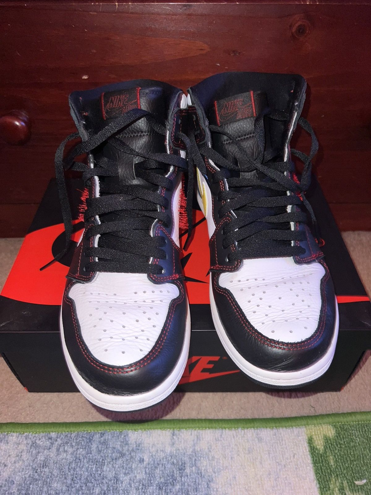 Jordan Brand Air Jordan 1 Retro High OG 'Defiant' Size US 11 / EU 44 - 3 Thumbnail