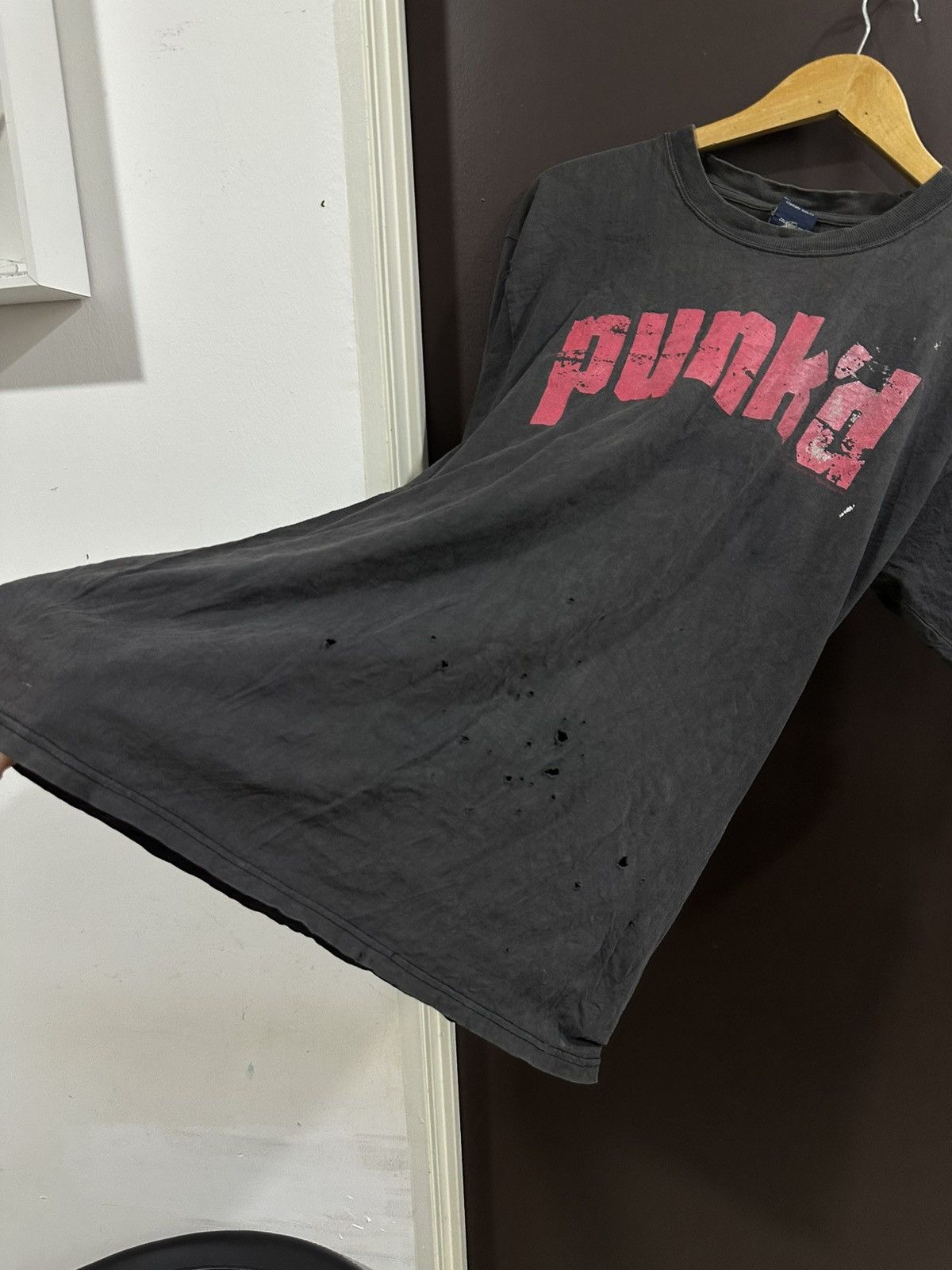 Mtv × Vintage MTV Punk’d ©️ 2003 Tee ( Distressed ) Size US L / EU 52-54 / 3 - 11 Thumbnail