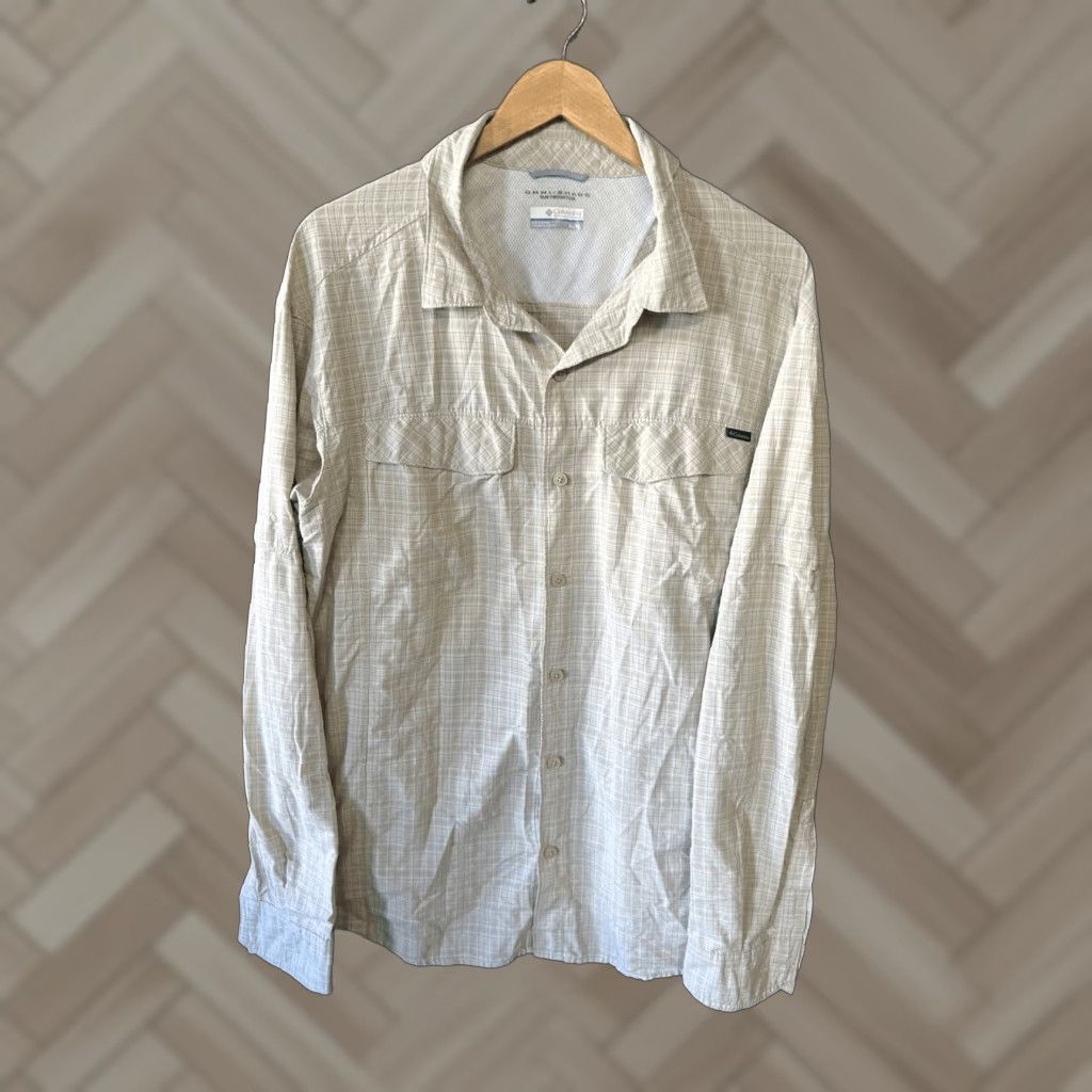 Vintage Columbia Mens Ivory Long Sleeve Omnishade Button-Up Shirt XL White, Long Sleeve, Regular Fit, Button Closure, Men’s Shirt, 25" Pit to Pit, 30" Length Size US XL / EU 56 / 4 - 1 Thumbnail