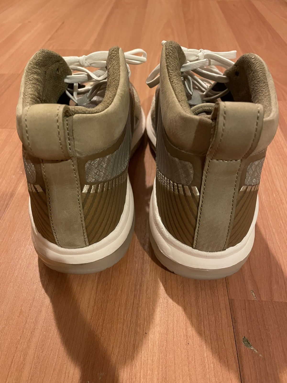 John Elliott × Nike Nike LeBron X John Elliot Size US 7.5 / EU 40-41 - 2 Thumbnail
