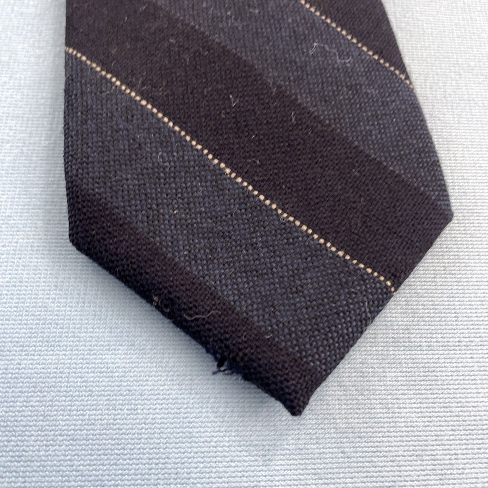 Vintage VINTAGE Christopher Hayes Wool Tie Striped Repp Necktie Dark Blue 58" 3x56 Men Jewelry & Accessories Wool Tie Triband Blue Gray Satin Ornamented Size ONE SIZE - 7 Thumbnail
