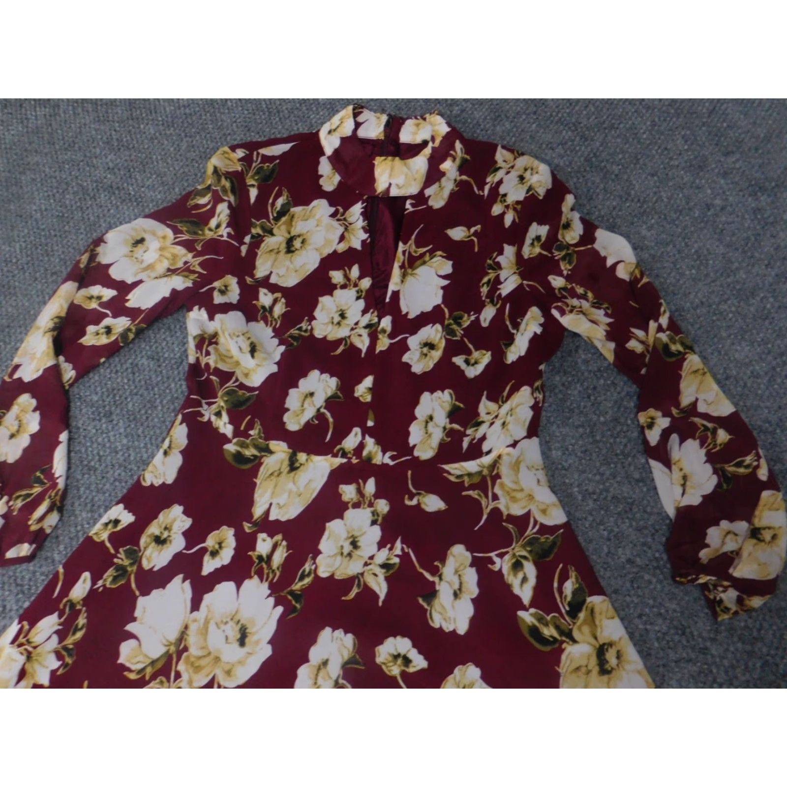 Vintage LUCCA Womens Dress A-Line Dress Medium Red Floral Raglan Short Sleeve Lined Polyester Rayon Christmas/Business Casual Women’s Style 2020s Size M / US 6-8 / IT 42-44 - 2 Thumbnail