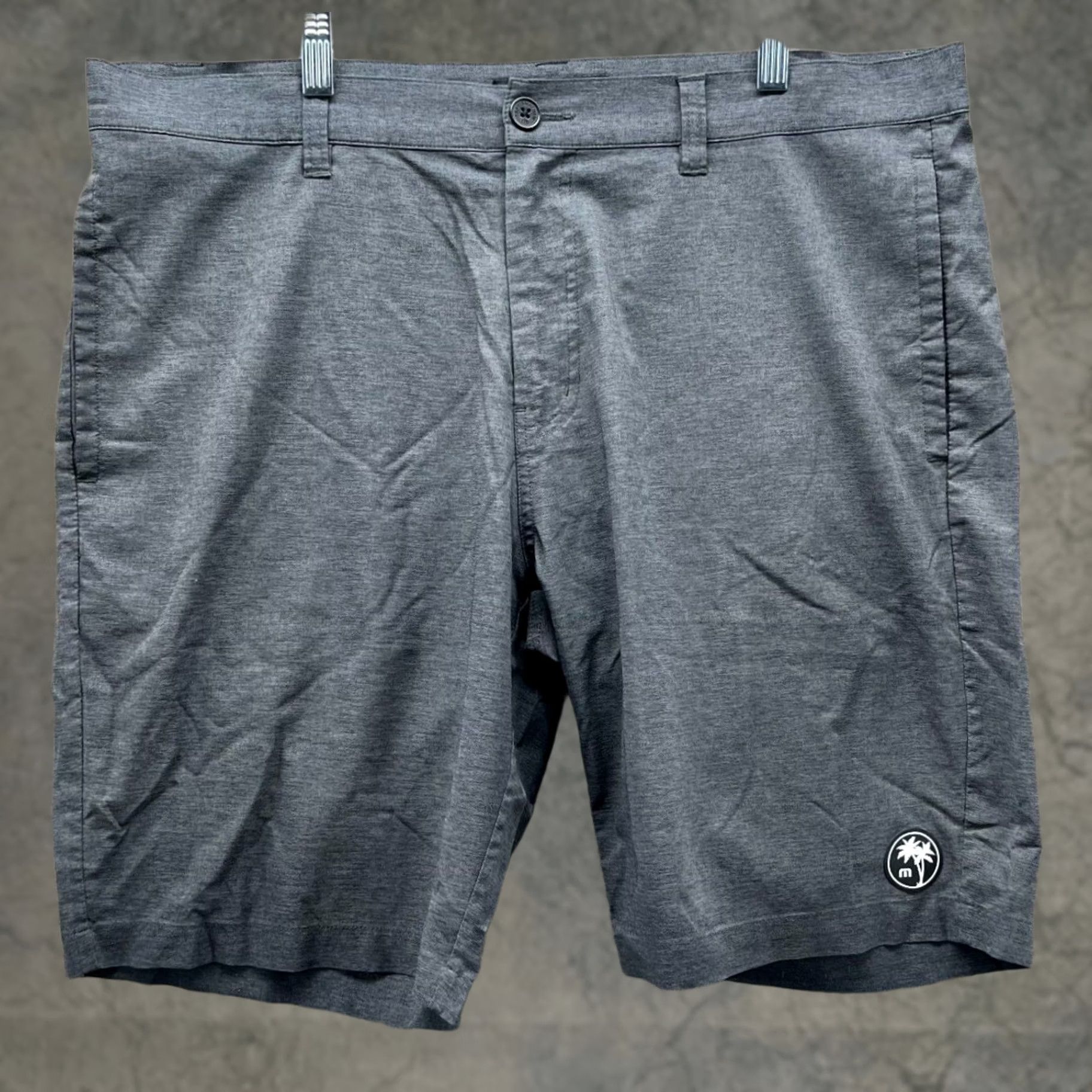 TravisMathew Travis Mathew Shorts Mens 38 Black Chino Flat Front Casual Travel Golf Golfer Boys Womens? Size US 38 / EU 54 - 1 Thumbnail