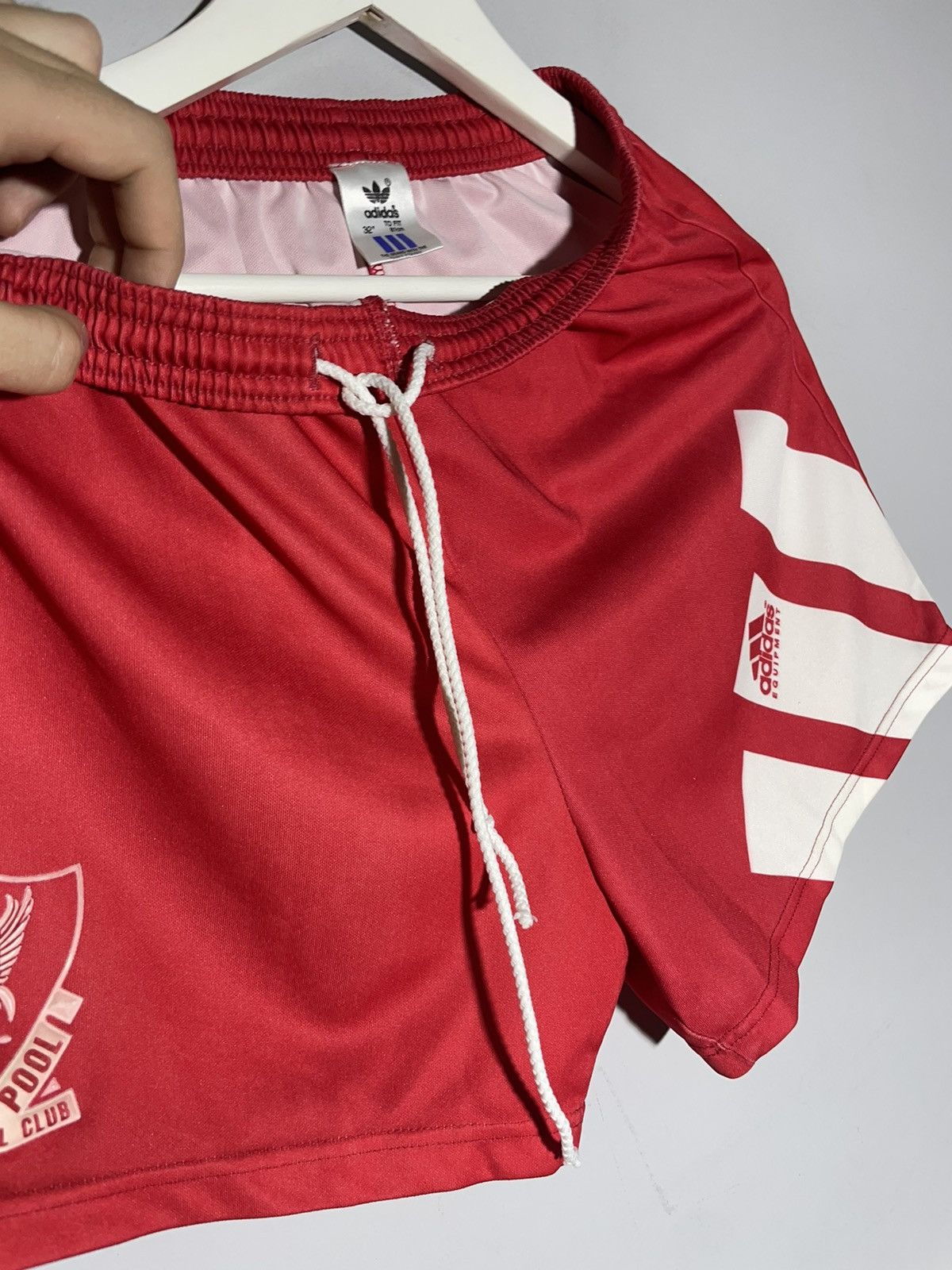 Adidas × Vintage Liverpool FC Adidas Equipment 1991/92 Home Football Shorts Size US 32 / EU 48 - 9 Thumbnail