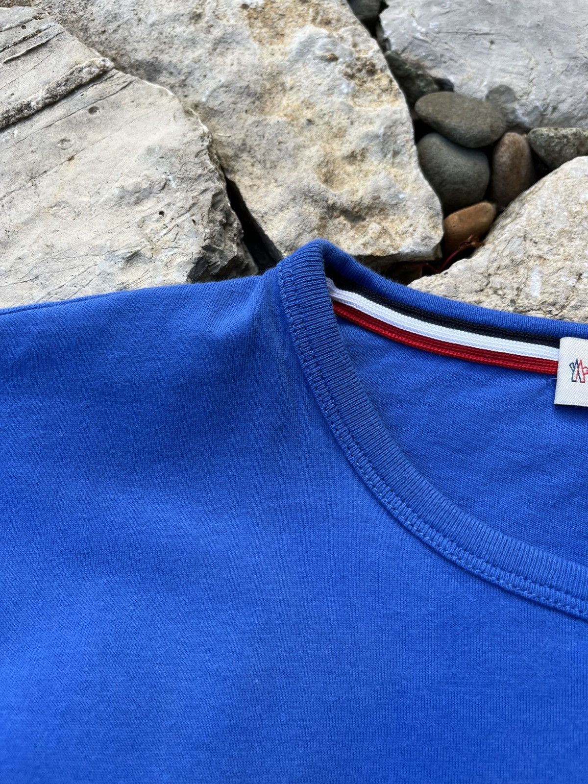 Moncler × Vintage Moncler maglia t-shirt pocket chest logo luxury tee drill Size US L / EU 52-54 / 3 - 11 Thumbnail