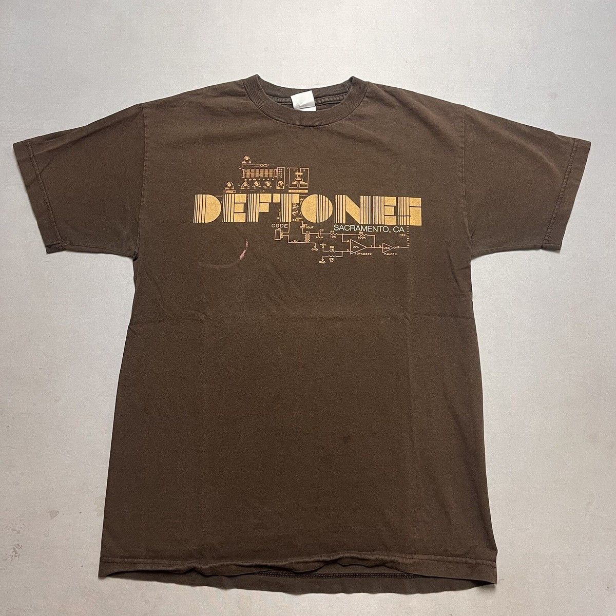 Band Tees Deftones Alternative Metal Band Shirt Tee T-shirt Size US L / EU 52-54 / 3 - 2 Thumbnail