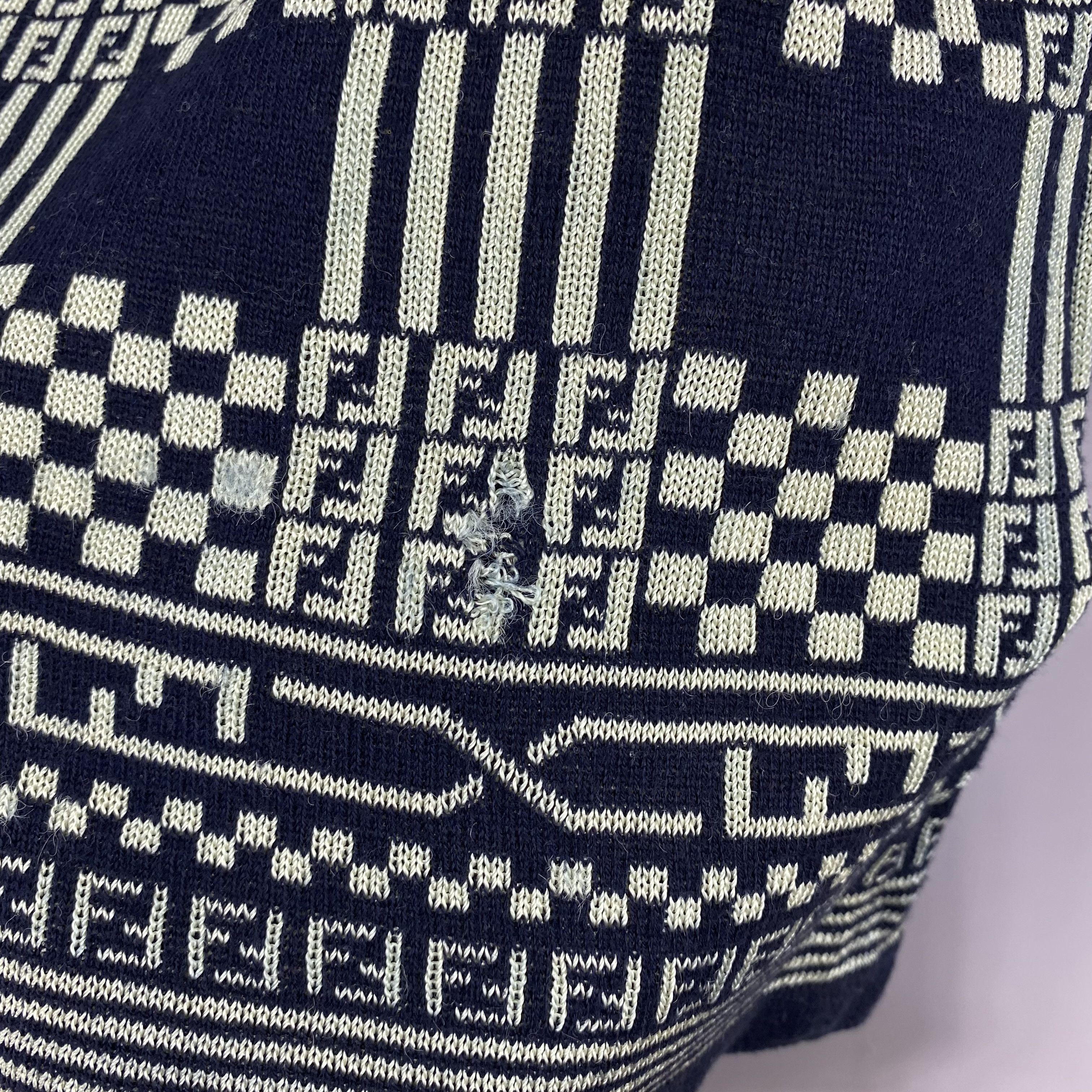 Japanese Brand Vintage 90s Fendi Short Sleeve Tops Knit Monogram Sweater Size XXS / US 00 / IT 34 - 12 Thumbnail