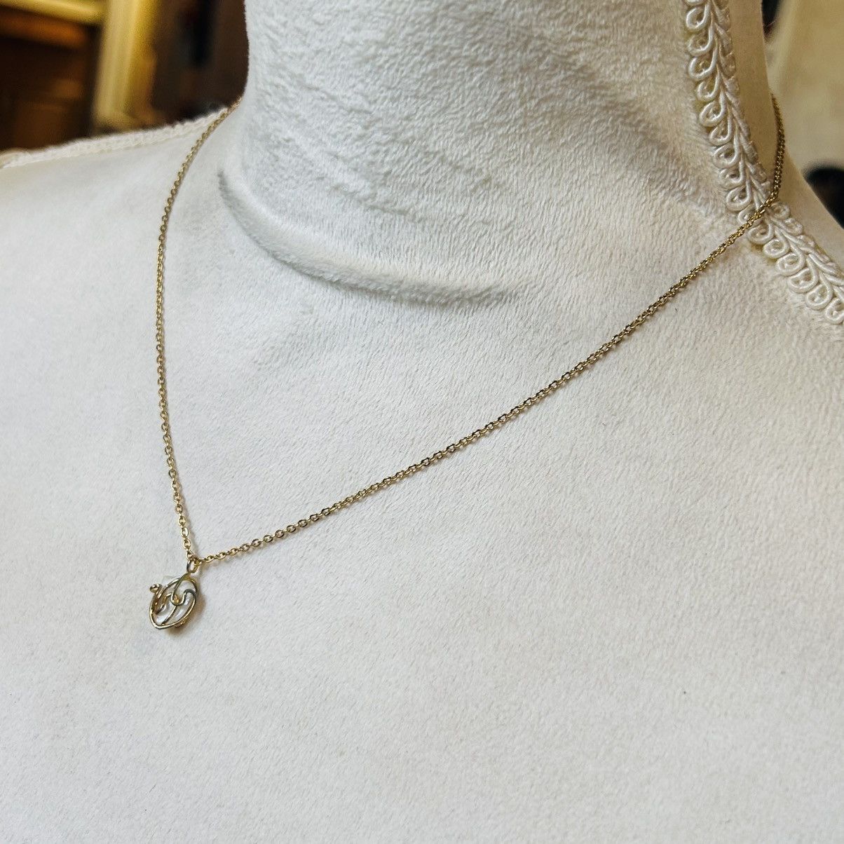 Handmade Handcrafted wire cage opal chip pendant on chain necklace Size ONE SIZE - 4 Thumbnail