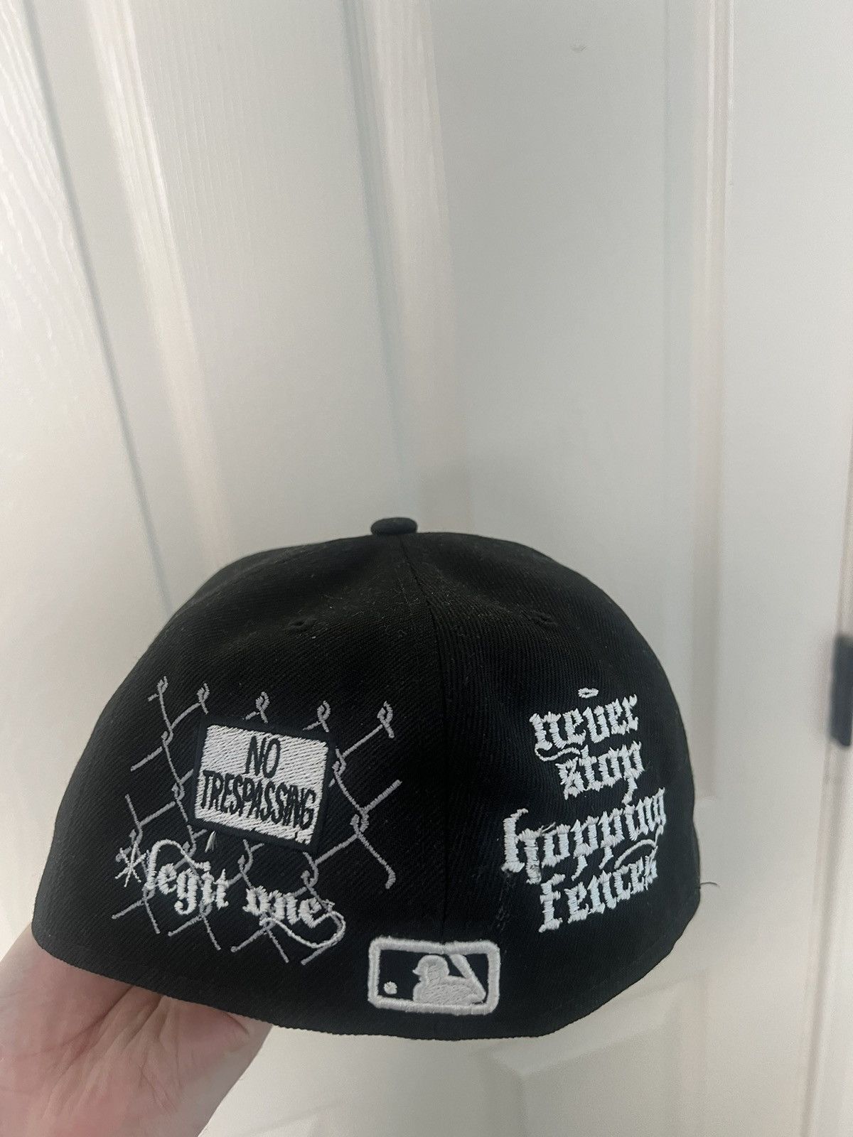New Era Legit One LA Black Fitted 7 1/8 Hat Size ONE SIZE - 3 Thumbnail