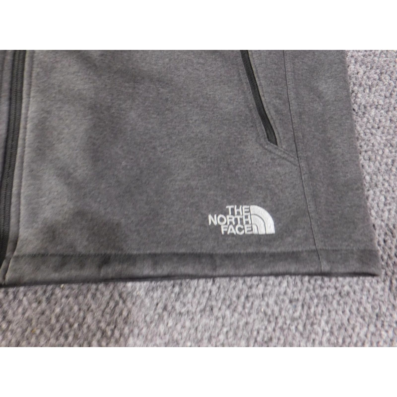 The North Face The North Face Vest Mens XL Gray Soft Shell Full Zip Embroidered FADP 2022 Size US XL / EU 56 / 4 - 4 Thumbnail