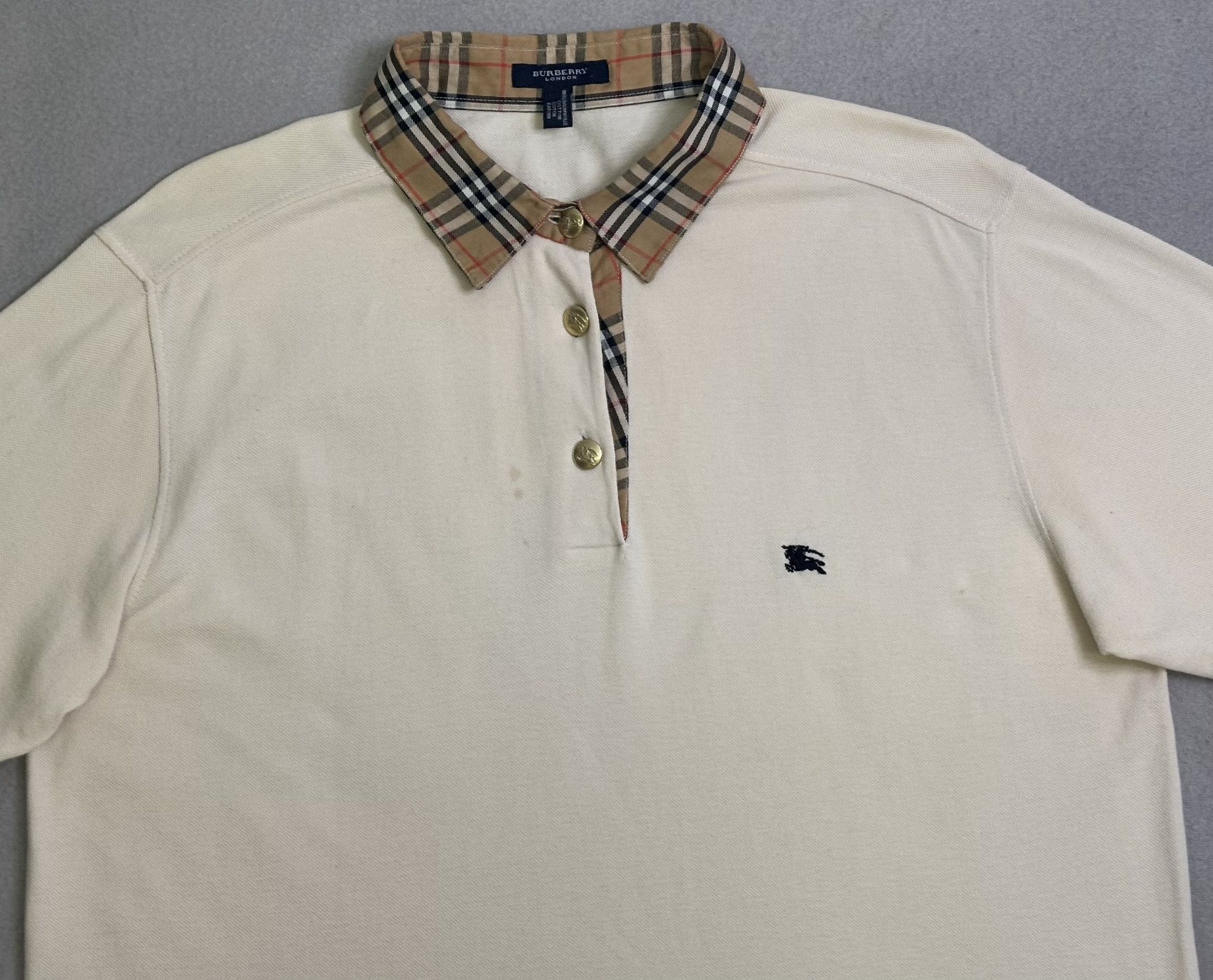 Burberry Burberry vintage Beige polo size L Size US L / EU 52-54 / 3 - 6 Thumbnail