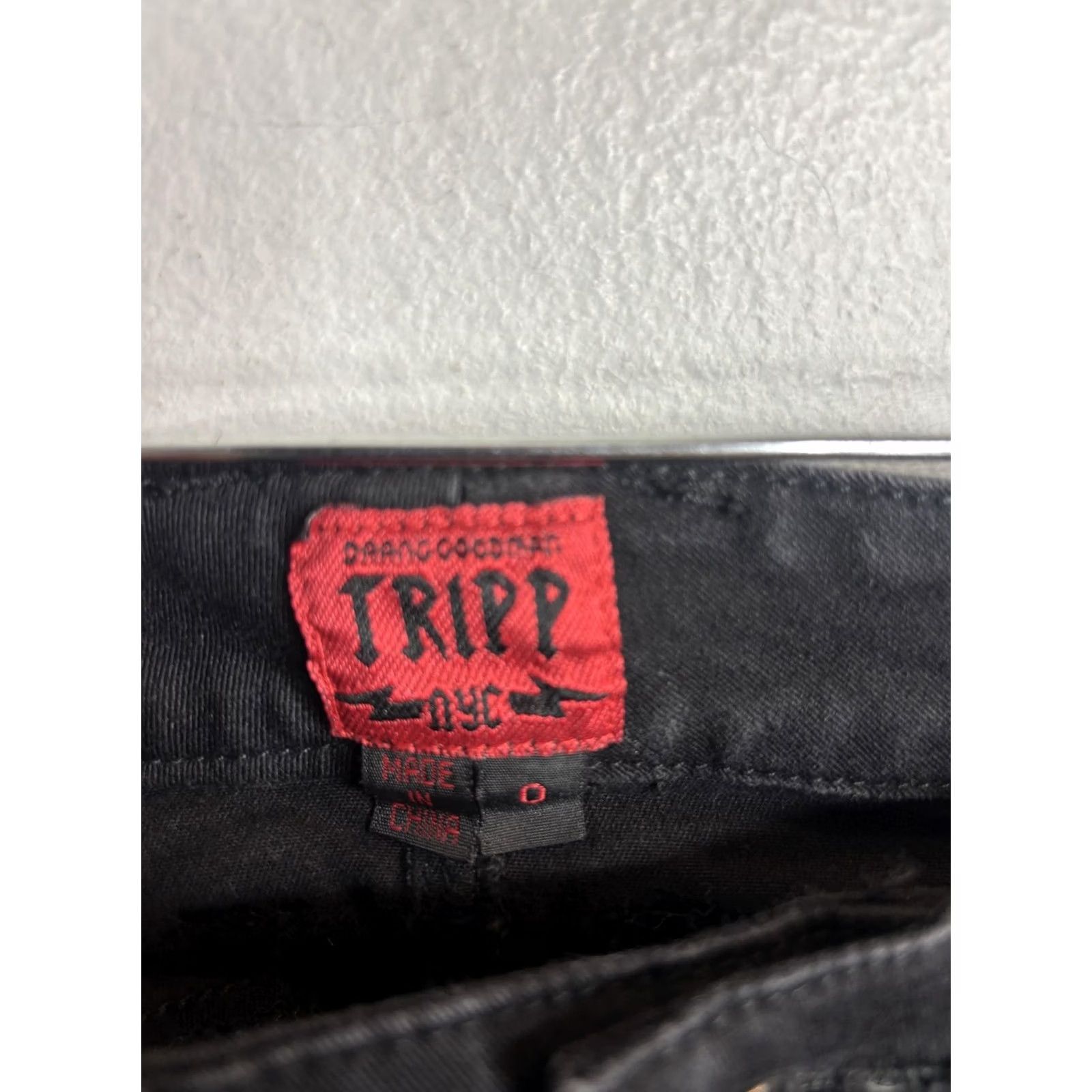 Tripp NYC TRIPP NYC Jeans Skinny Mid Rise Distressed Black 0 Juniors Slim 5-Pocket Denim Inseam 31 in Womens? Size 25" / US 0 / IT 36 - 3 Thumbnail