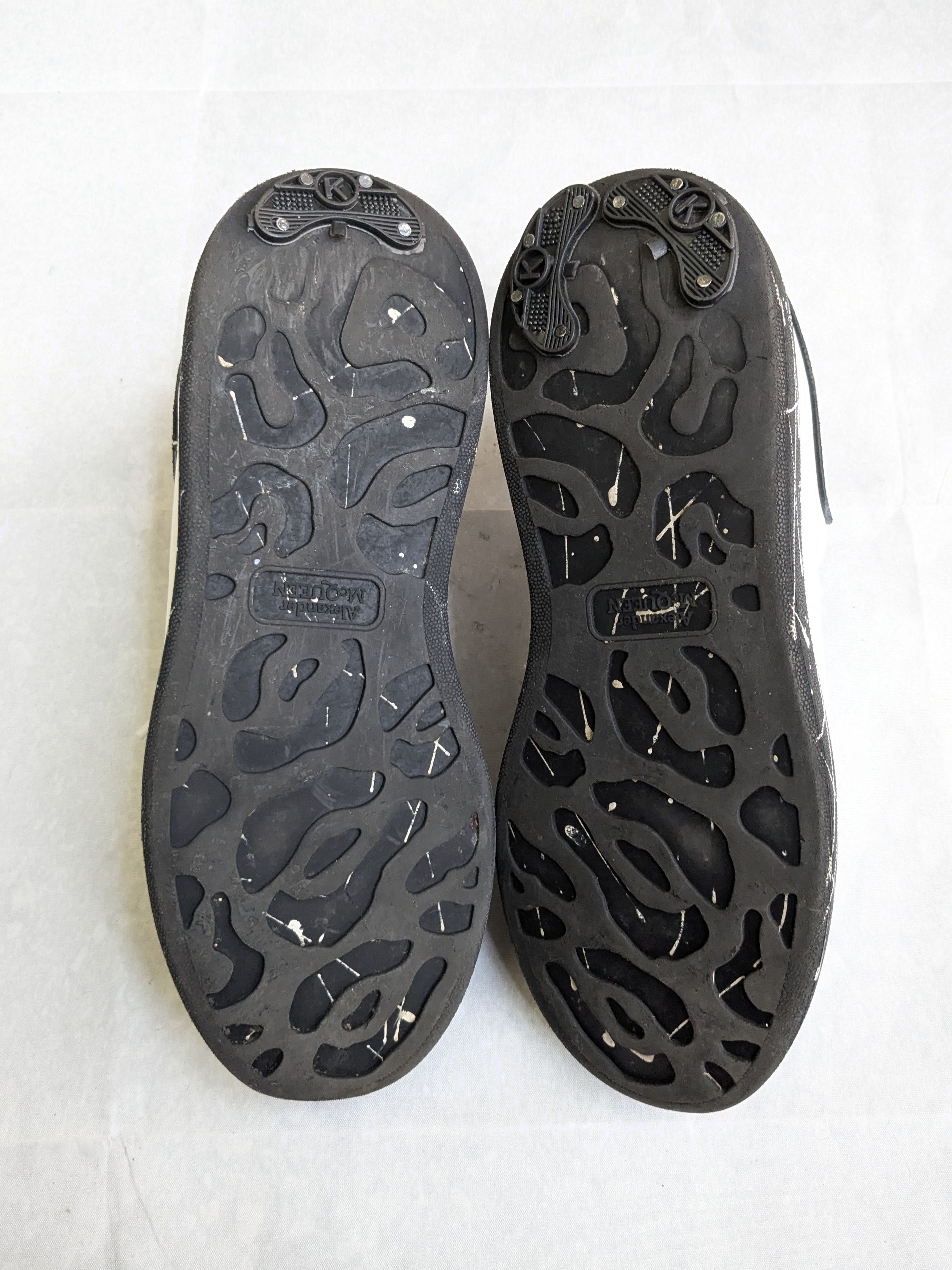 Alexander McQueen alexander mcqueen oversized sneaker Larry White 11 44 Size US 11 / EU 44 - 15 Thumbnail
