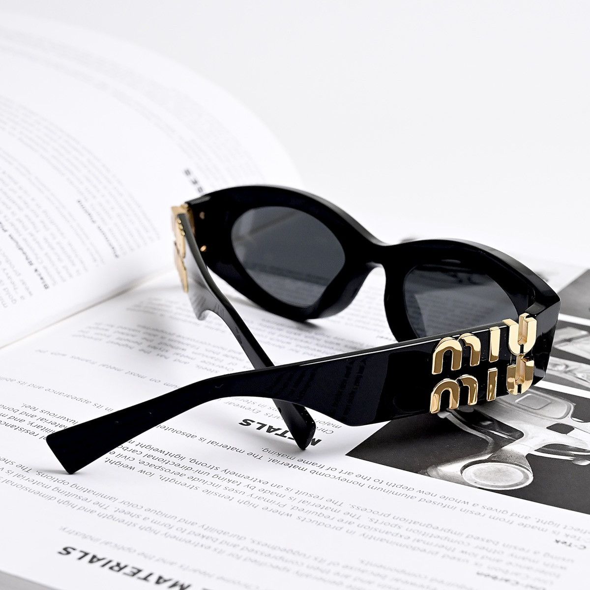Miu Miu MIU MIU 0MU 11WS SUNGLASSES Size ONE SIZE - 7 Thumbnail