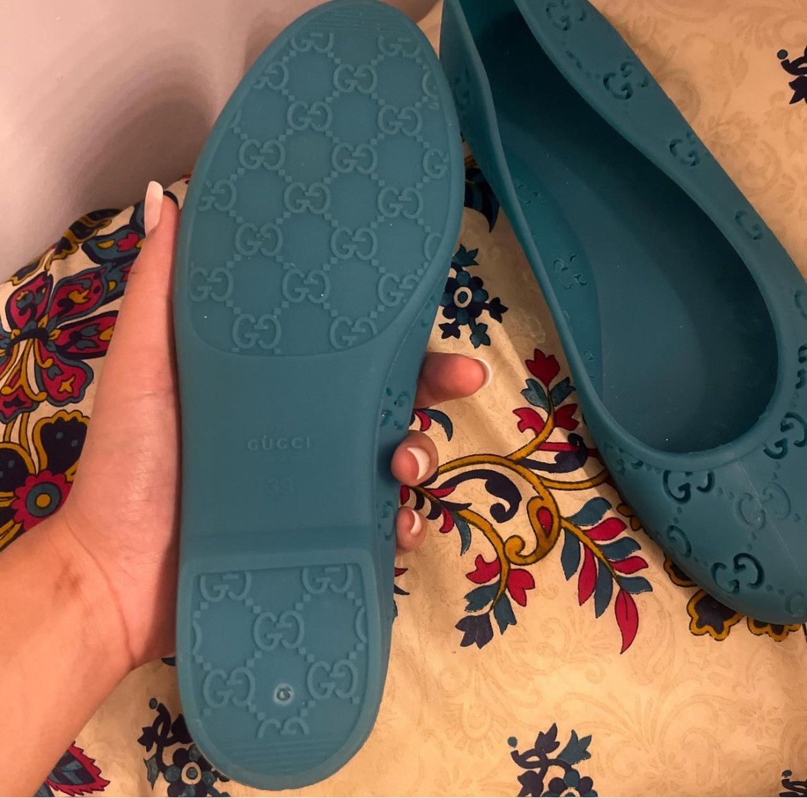 Gucci vintage gucci laser-cut jelly rubber flats *discontinued* Size US 8 / IT 38 - 2 Thumbnail