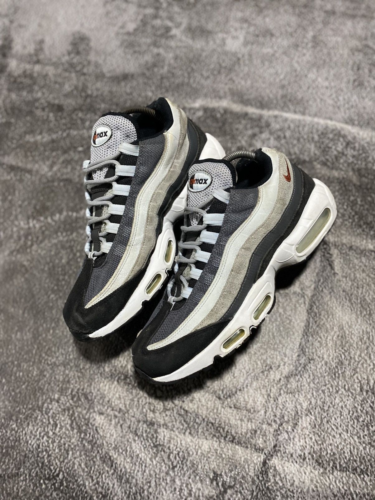 Nike Nike Air Max 95 Wolf Grey Rugged Orange Size US 10 / EU 43 - 2 Thumbnail