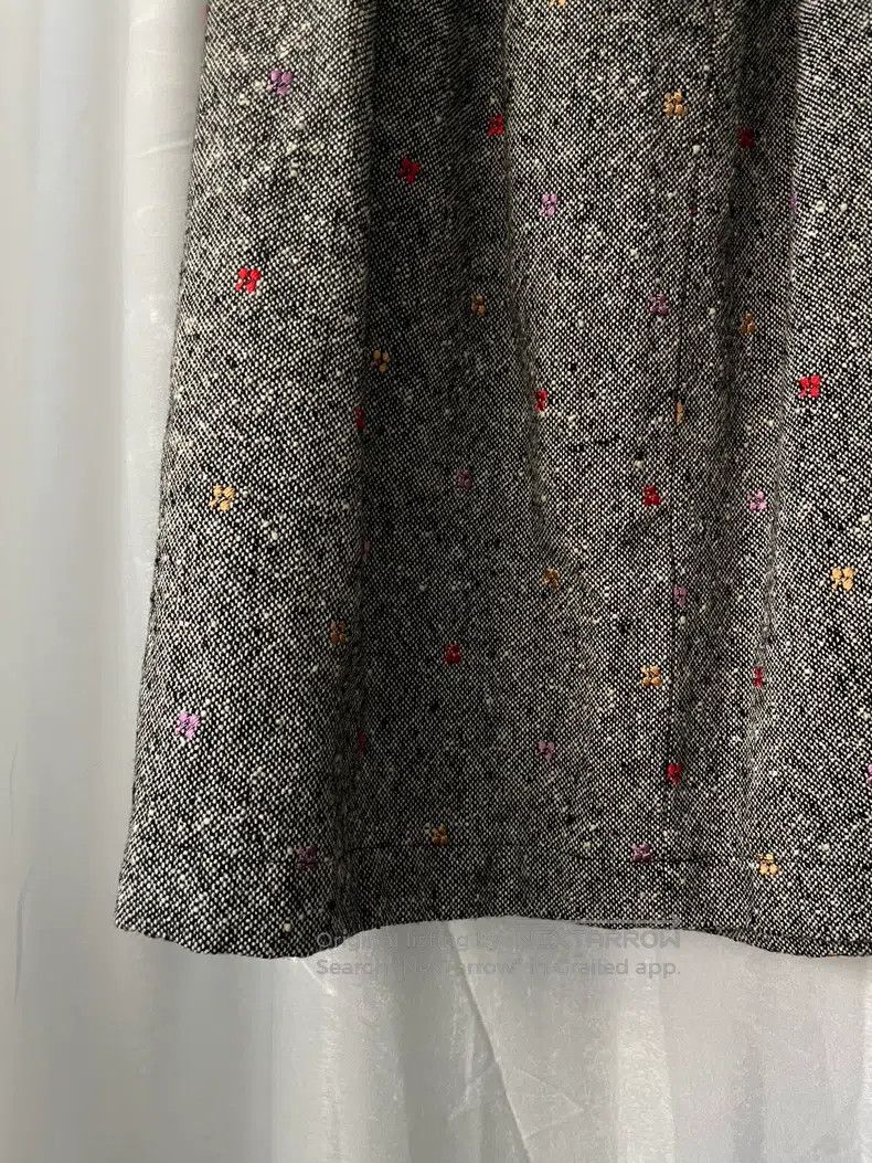 Comme des Garcons Comme Des Garcons size M Embroidered woolen skirt half ski Size 23" - 3 Thumbnail