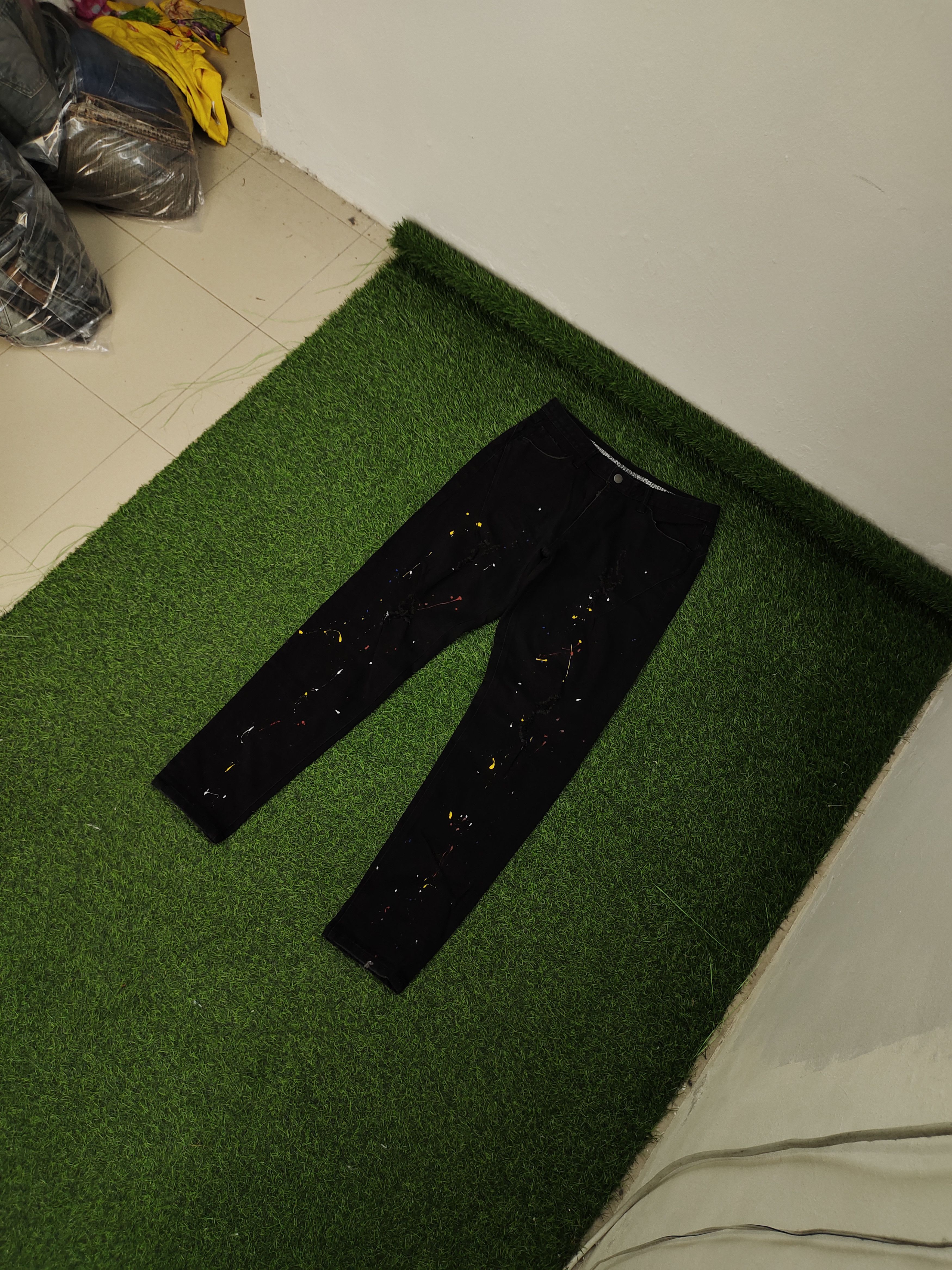 Number (N)ine Number (N)ine Painted Distress Denim Pants Size US 29 - 2 Thumbnail