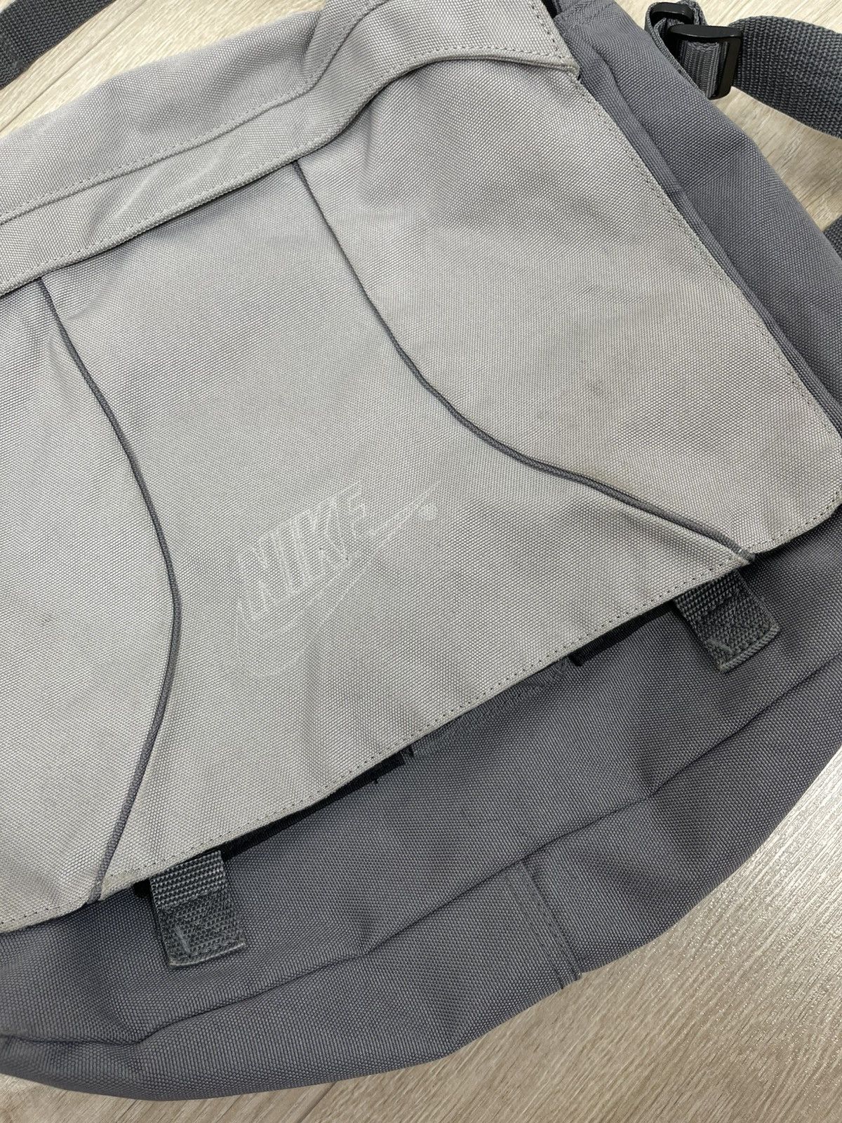 Nike × Vintage Y2k Vintage Nike Messenger Bag Drill Streetwear Size ONE SIZE - 8 Thumbnail