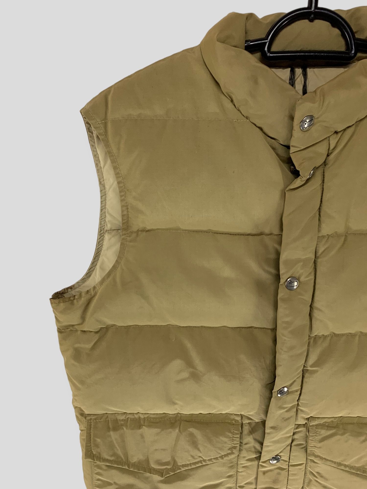 Vintage 80s Woolrich down puffer vest jacket