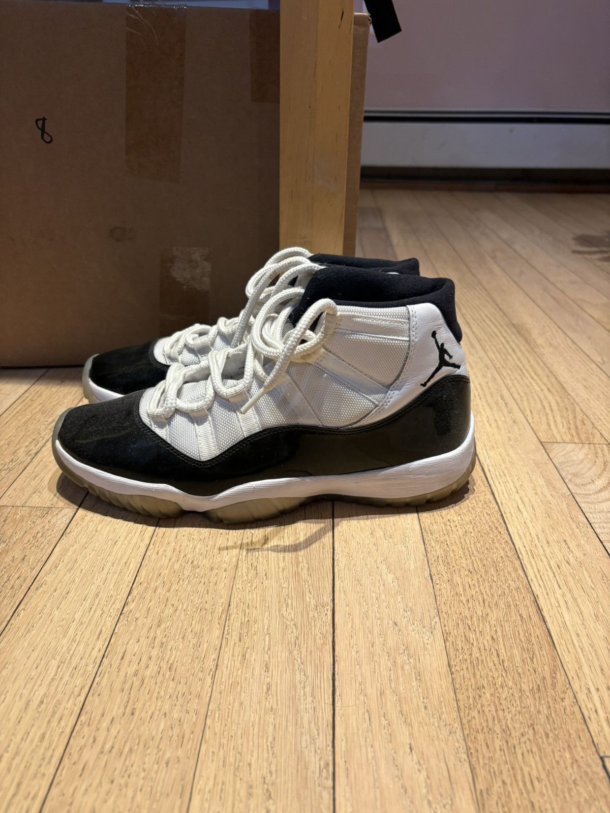 Air Jordan 11 Retro 'Concord'