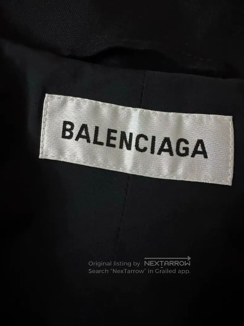 Balenciaga Balenciaga Back Embroidered Letter Windbreaker Size US S / EU 44-46 / 1 - 5 Thumbnail